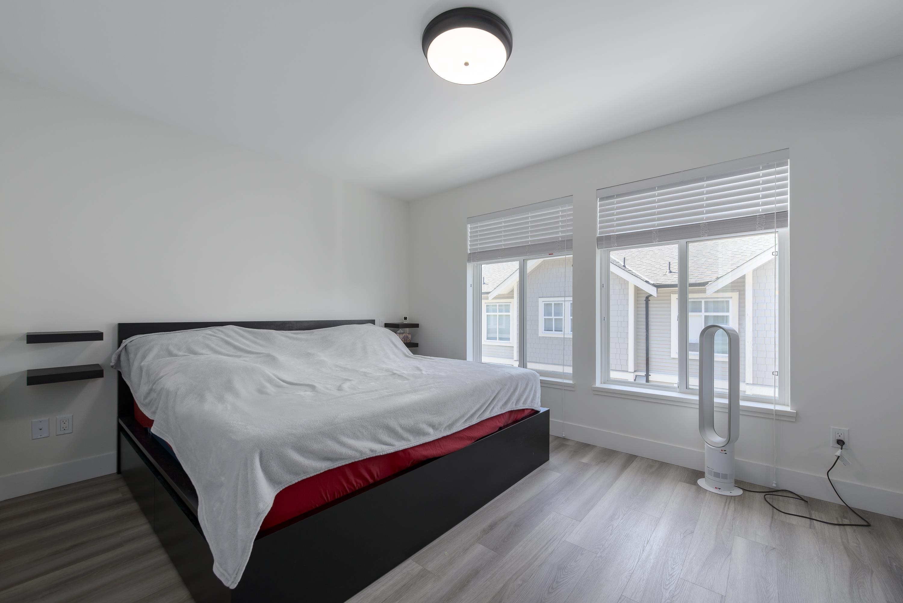 38 10488 124 STREET Unit: 38