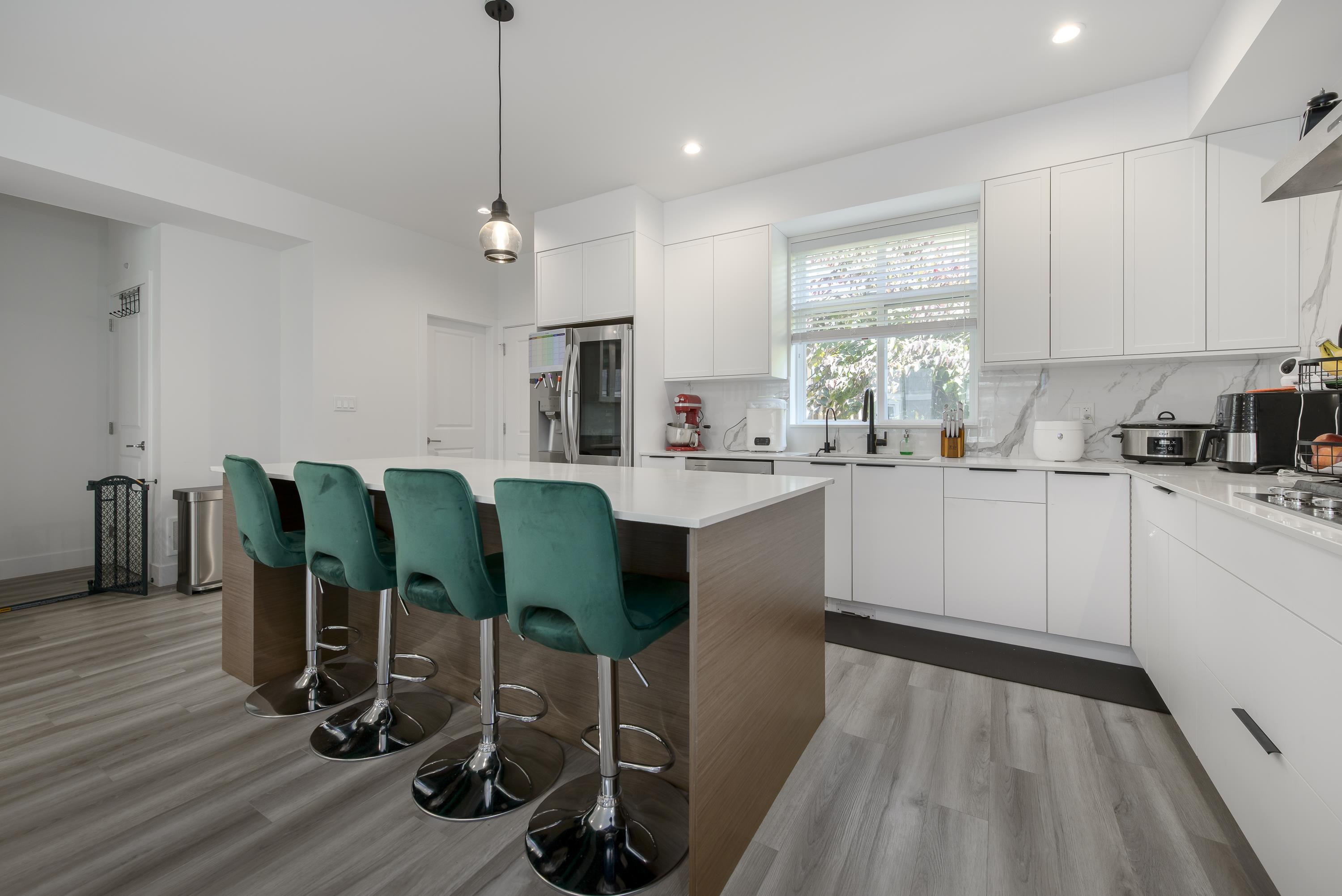38 10488 124 STREET Unit: 38