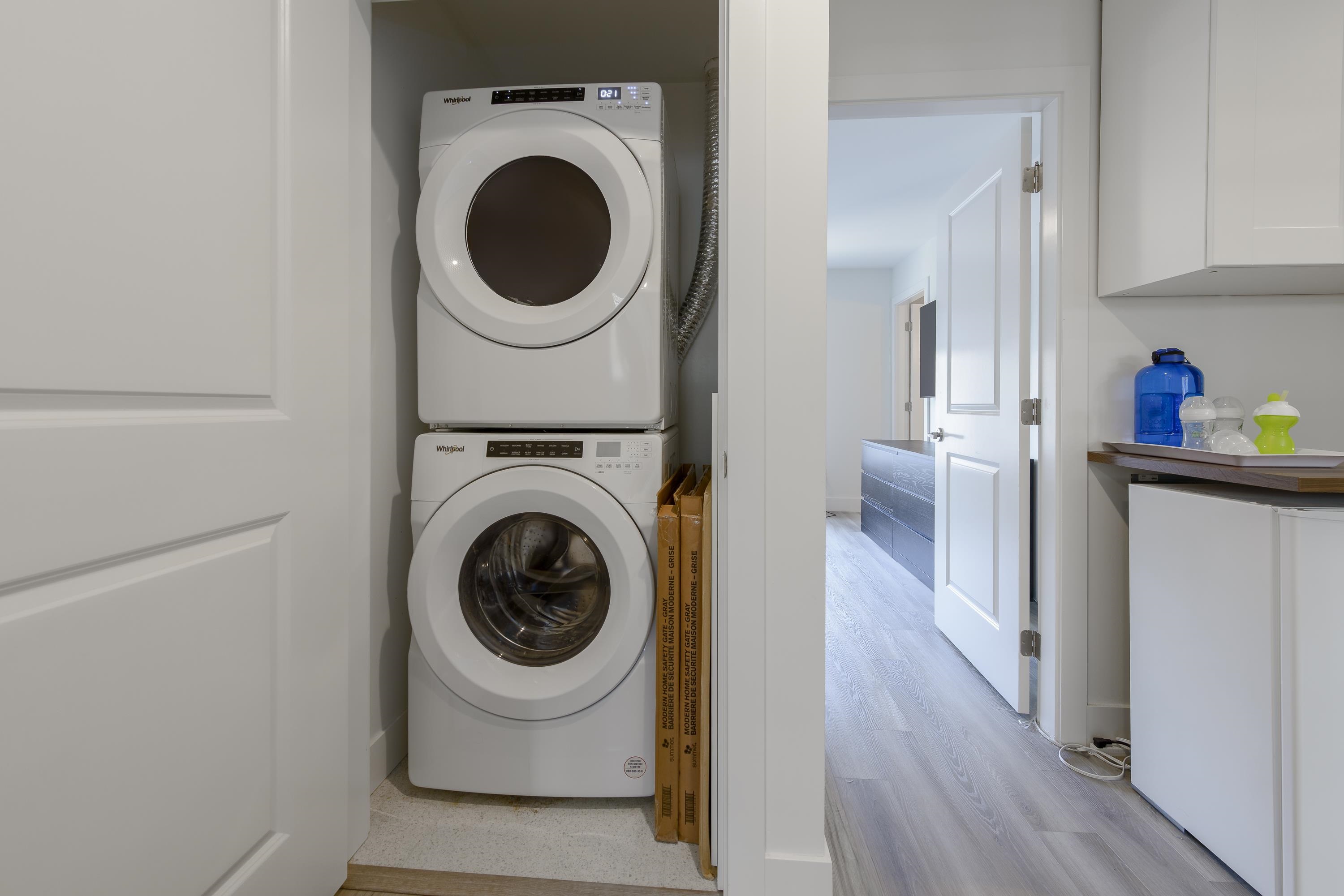 38 10488 124 STREET Unit: 38