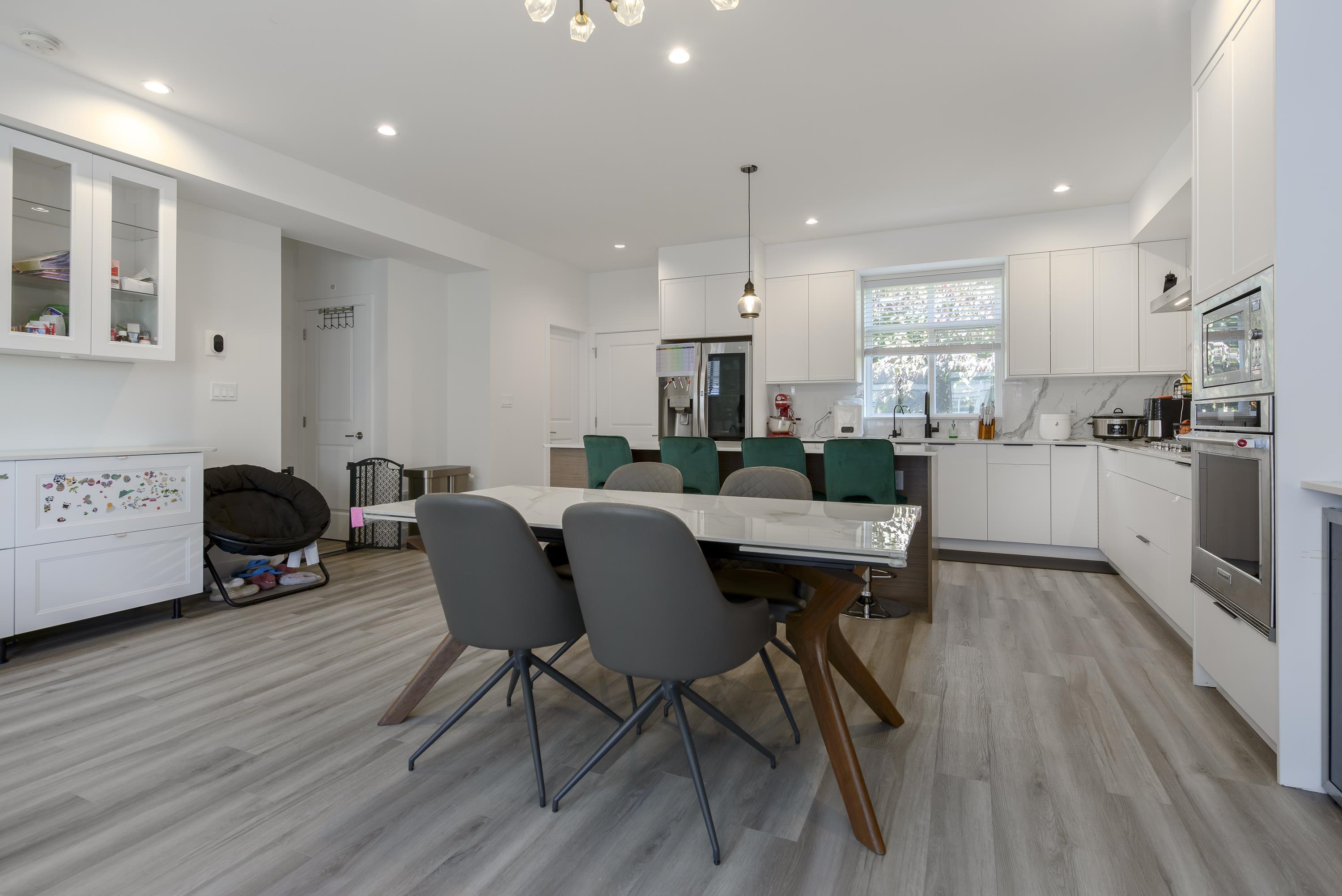 38 10488 124 STREET Unit: 38