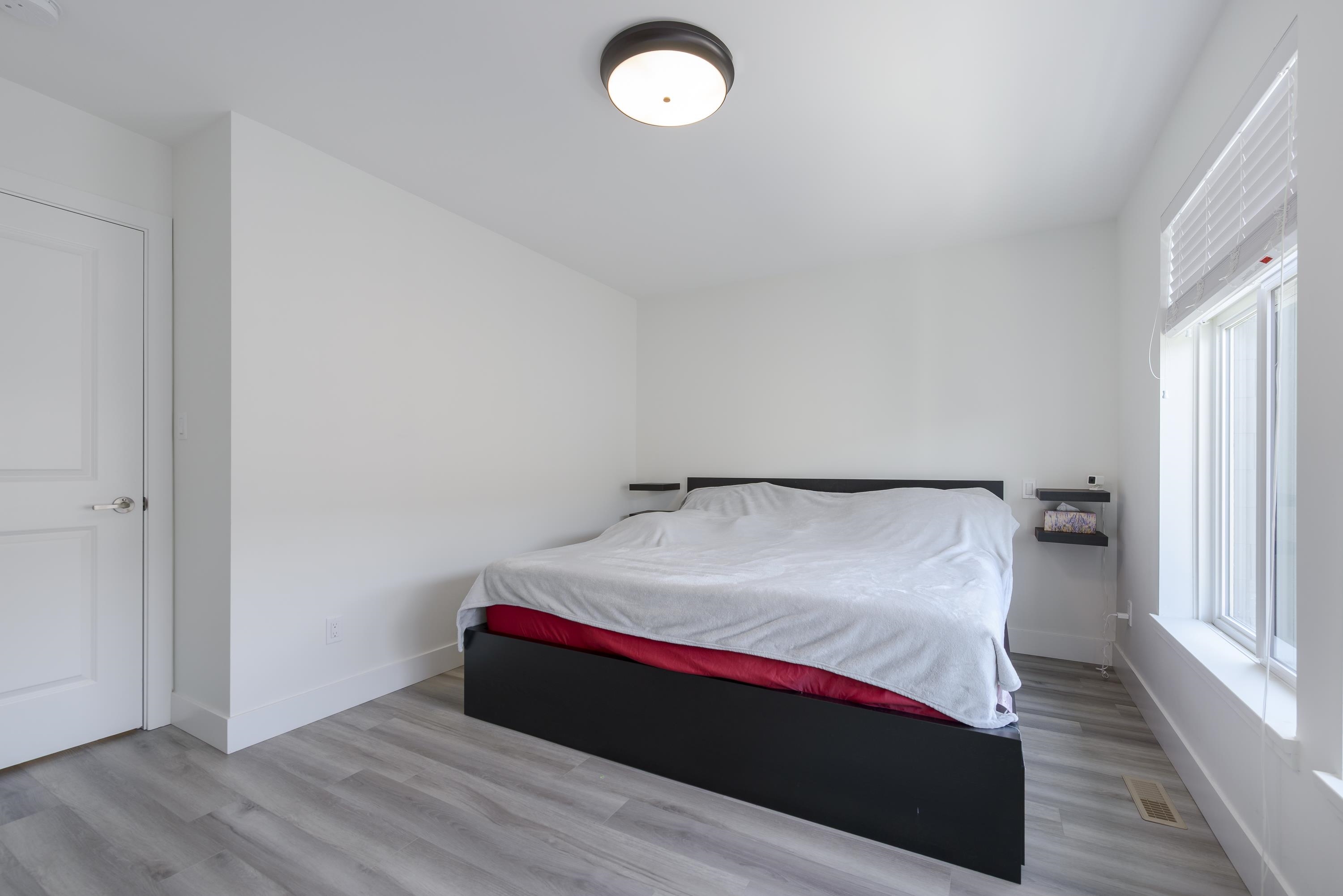 38 10488 124 STREET Unit: 38