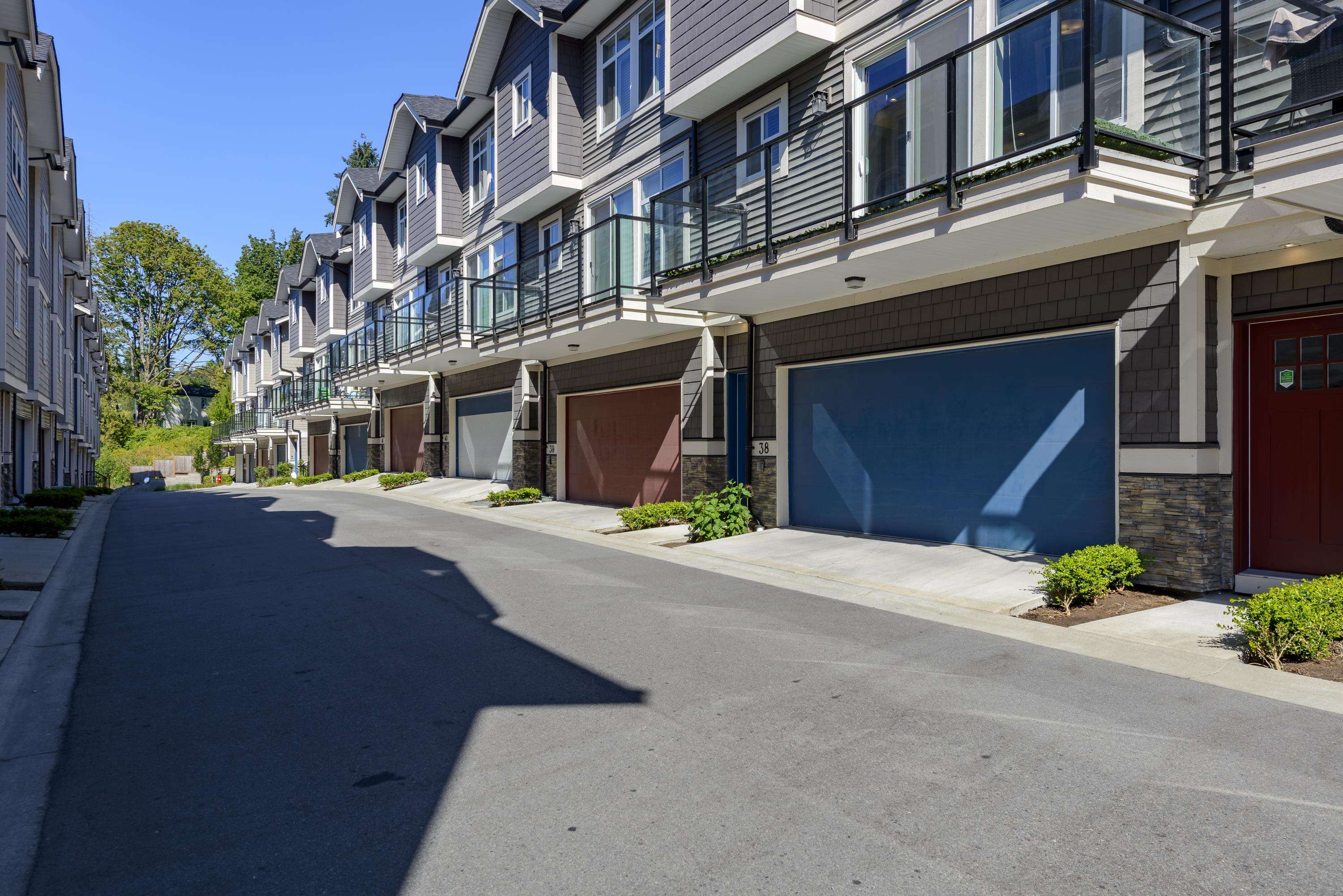 38 10488 124 STREET Unit: 38