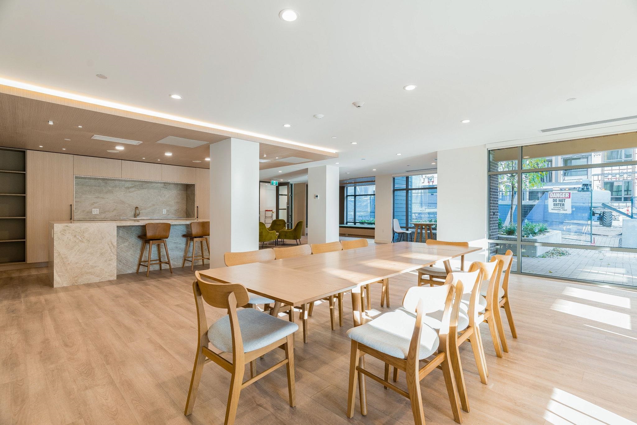 612 721 ANSKAR COURT Unit: 612