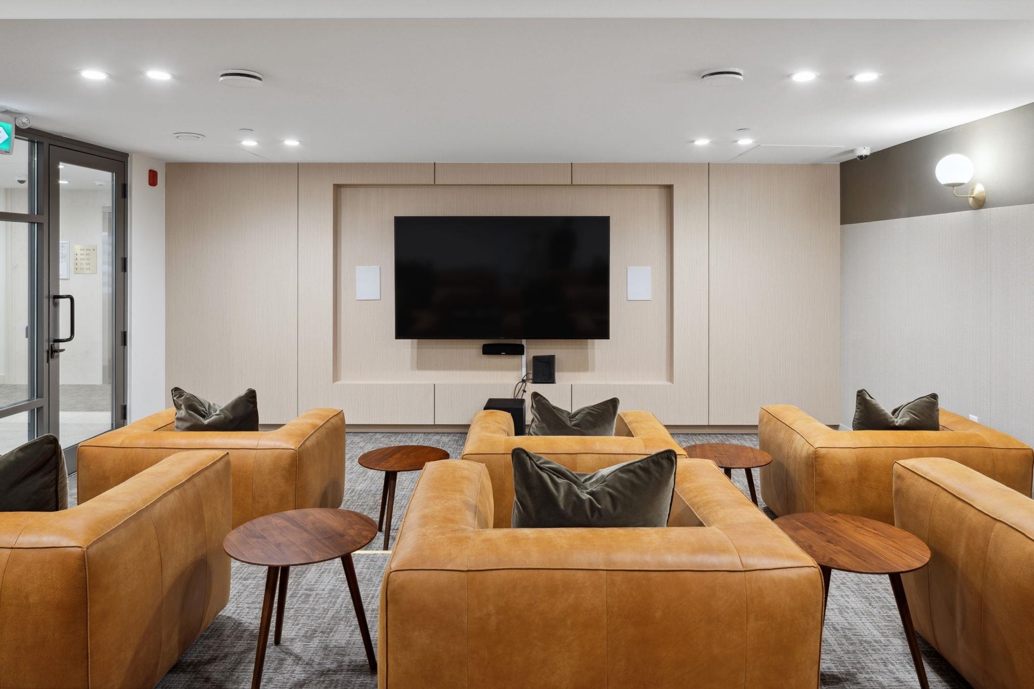 612 721 ANSKAR COURT Unit: 612