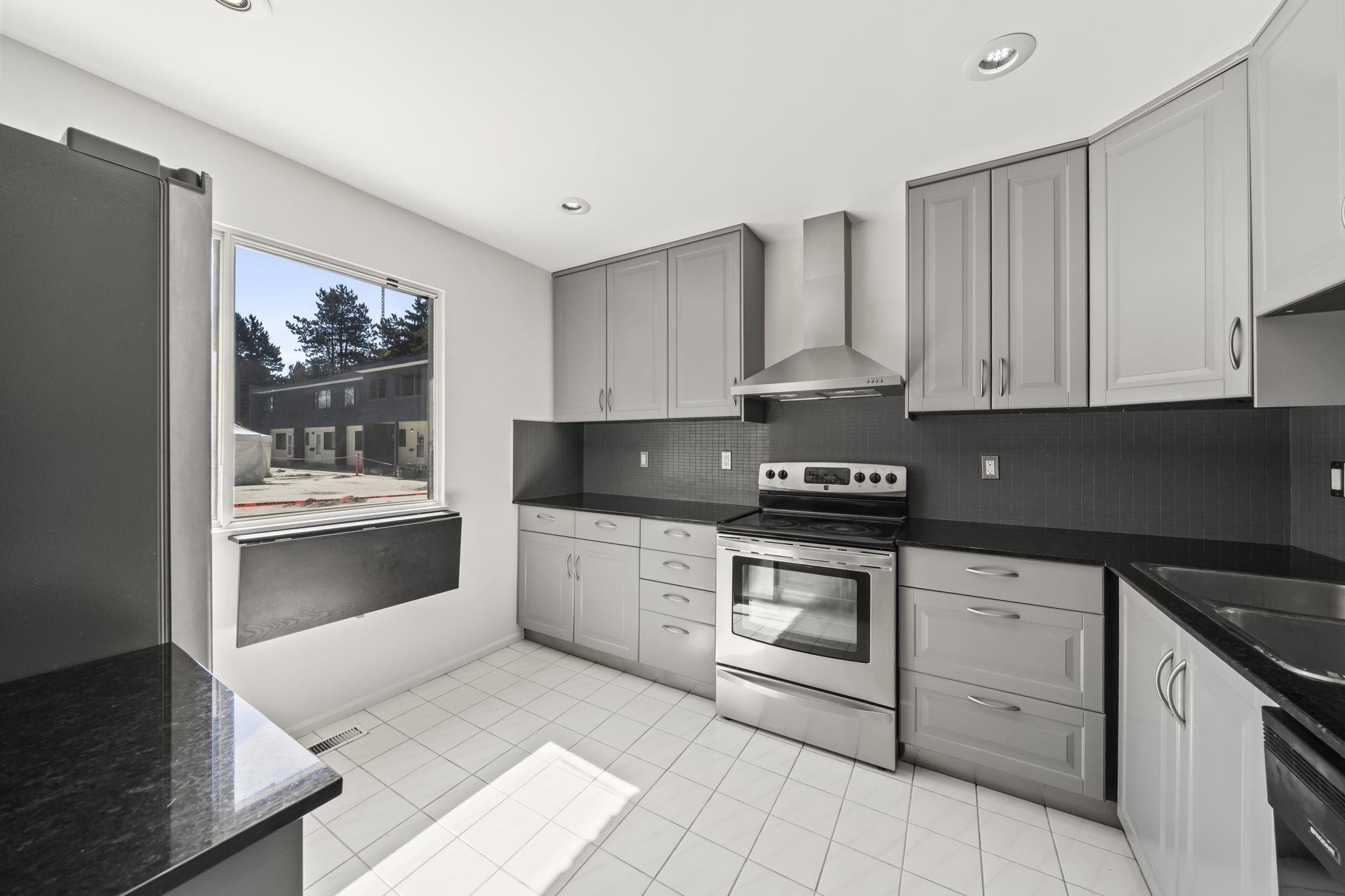 7326 CAPISTRANO DRIVE