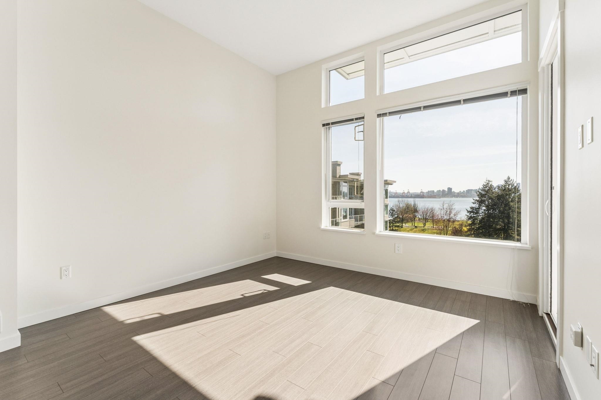 502 255 W 1ST STREET Unit: 502