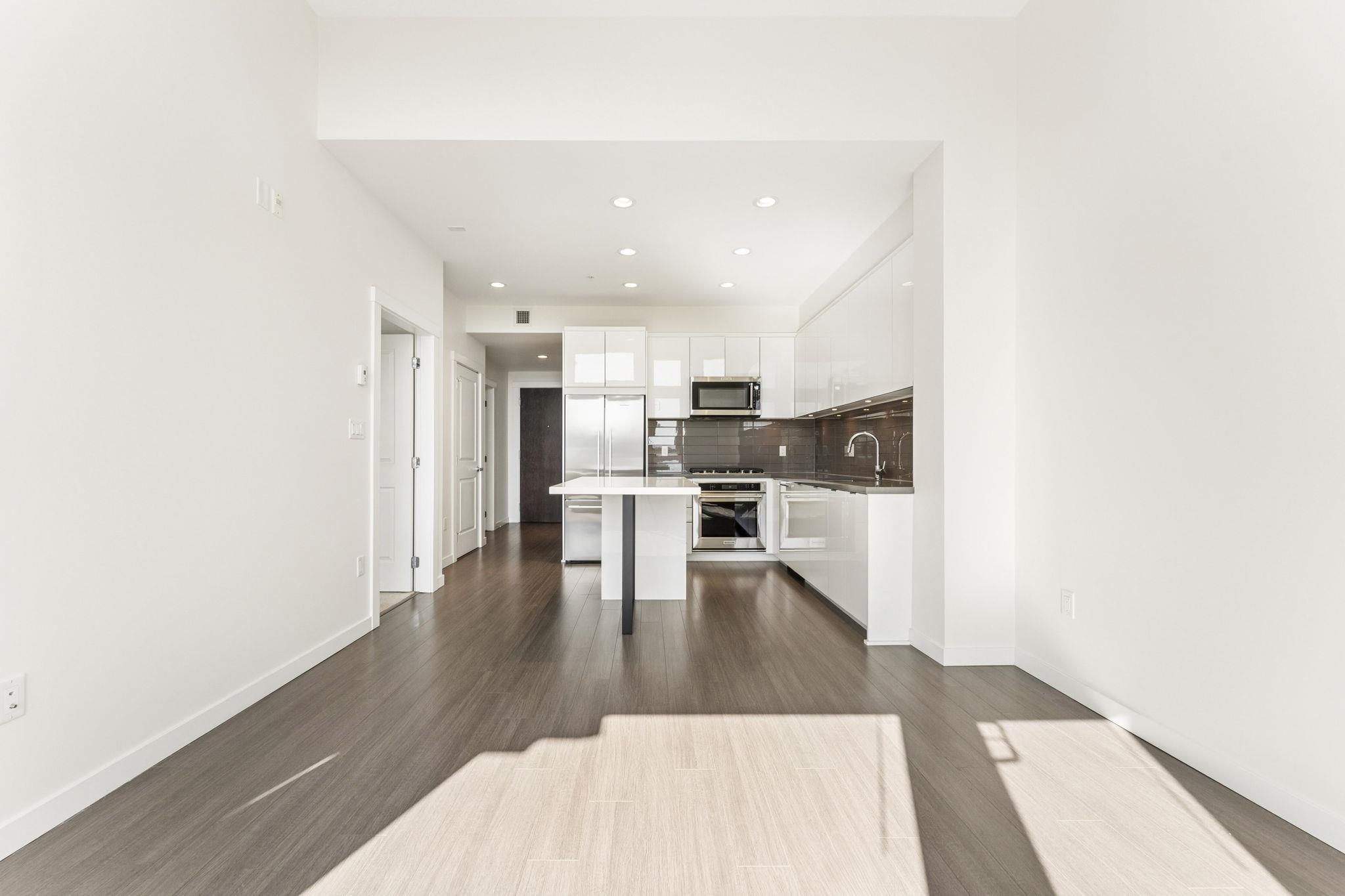 502 255 W 1ST STREET Unit: 502