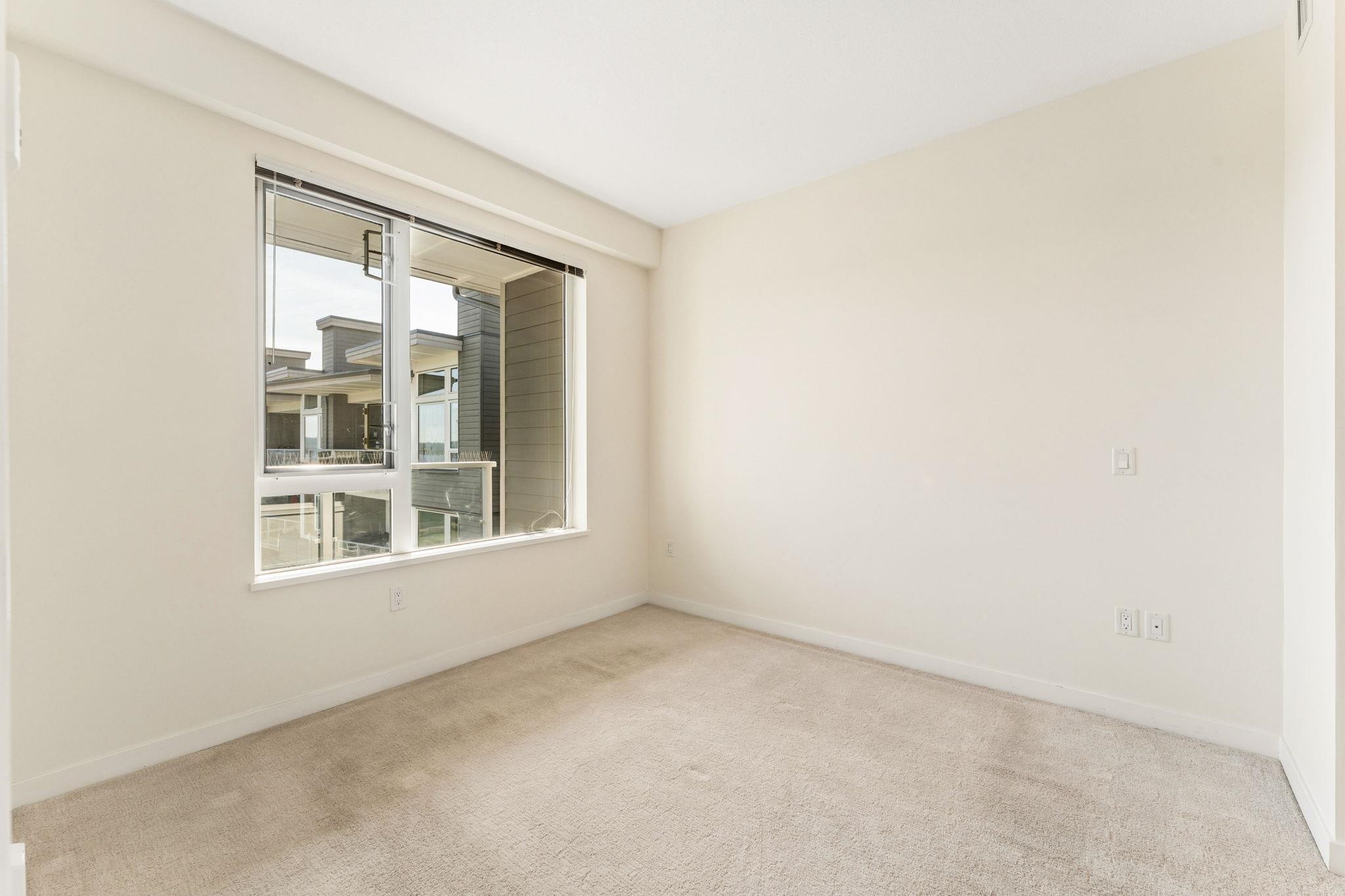 502 255 W 1ST STREET Unit: 502