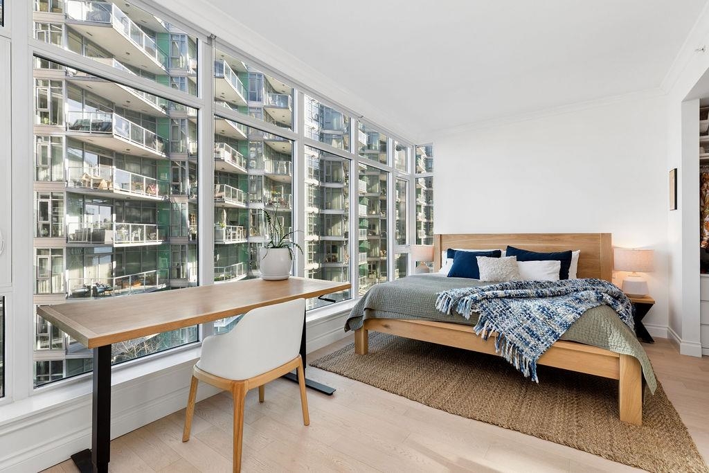409 185 VICTORY SHIP WAY Unit: 409
