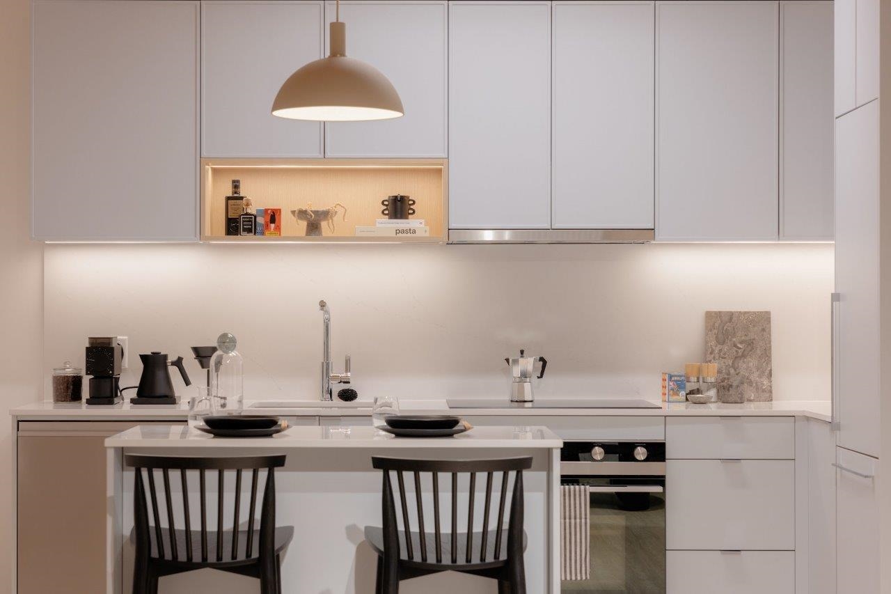 303 3633 WILLINGDON AVENUE Unit: 303