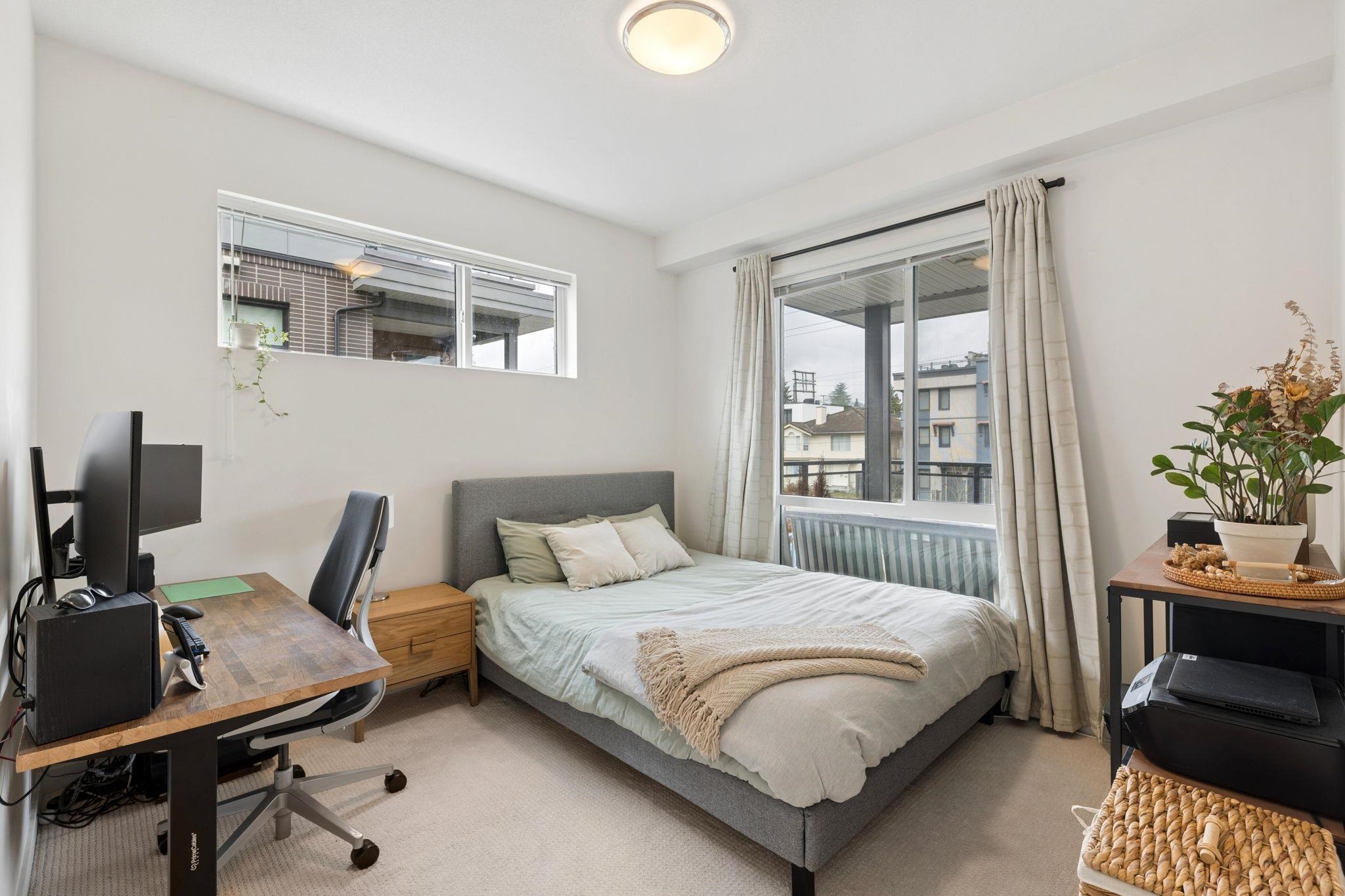 211 625 E 3RD STREET Unit: 211