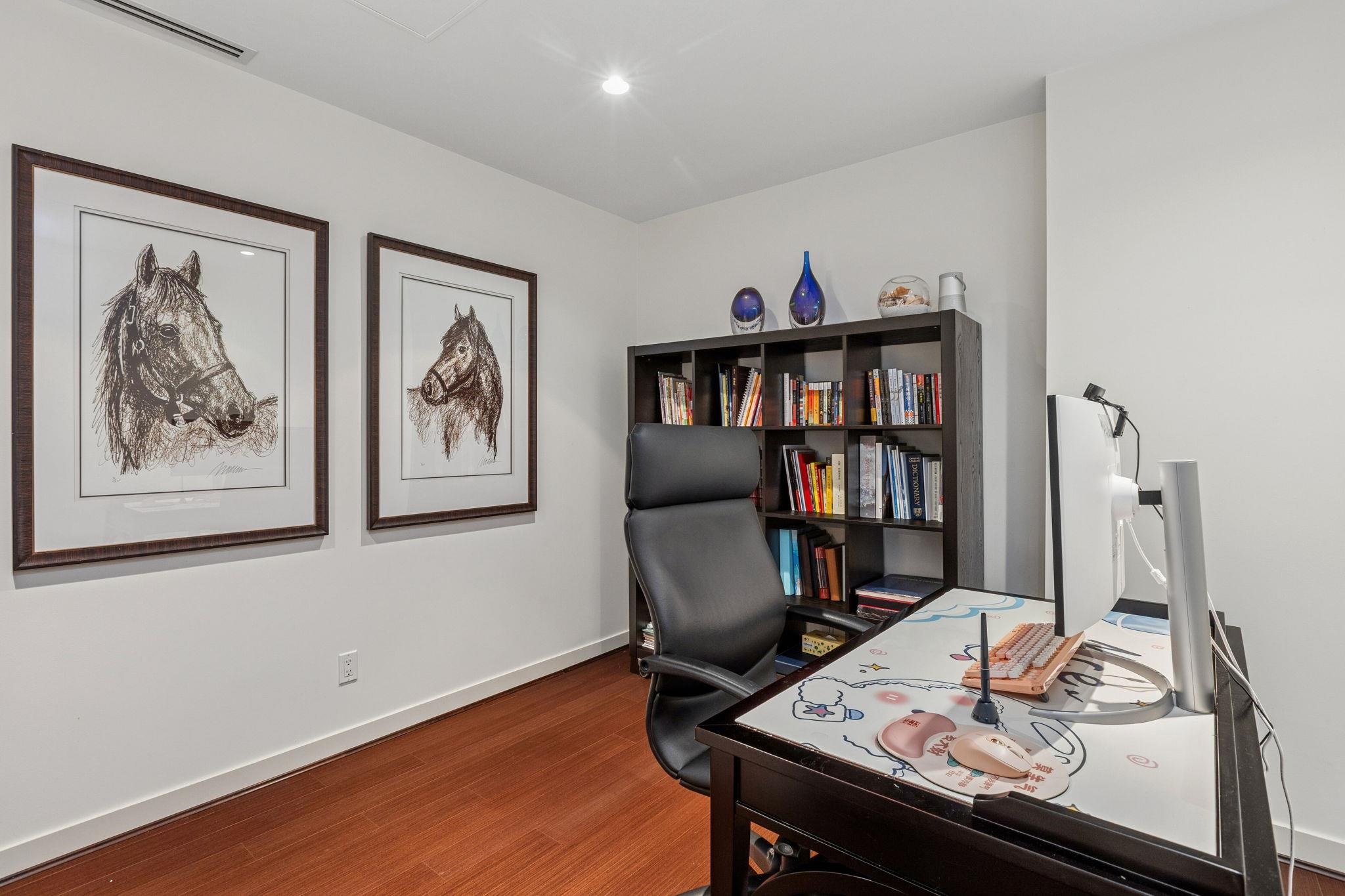 TH102 1139 W CORDOVA STREET Unit: TH102
