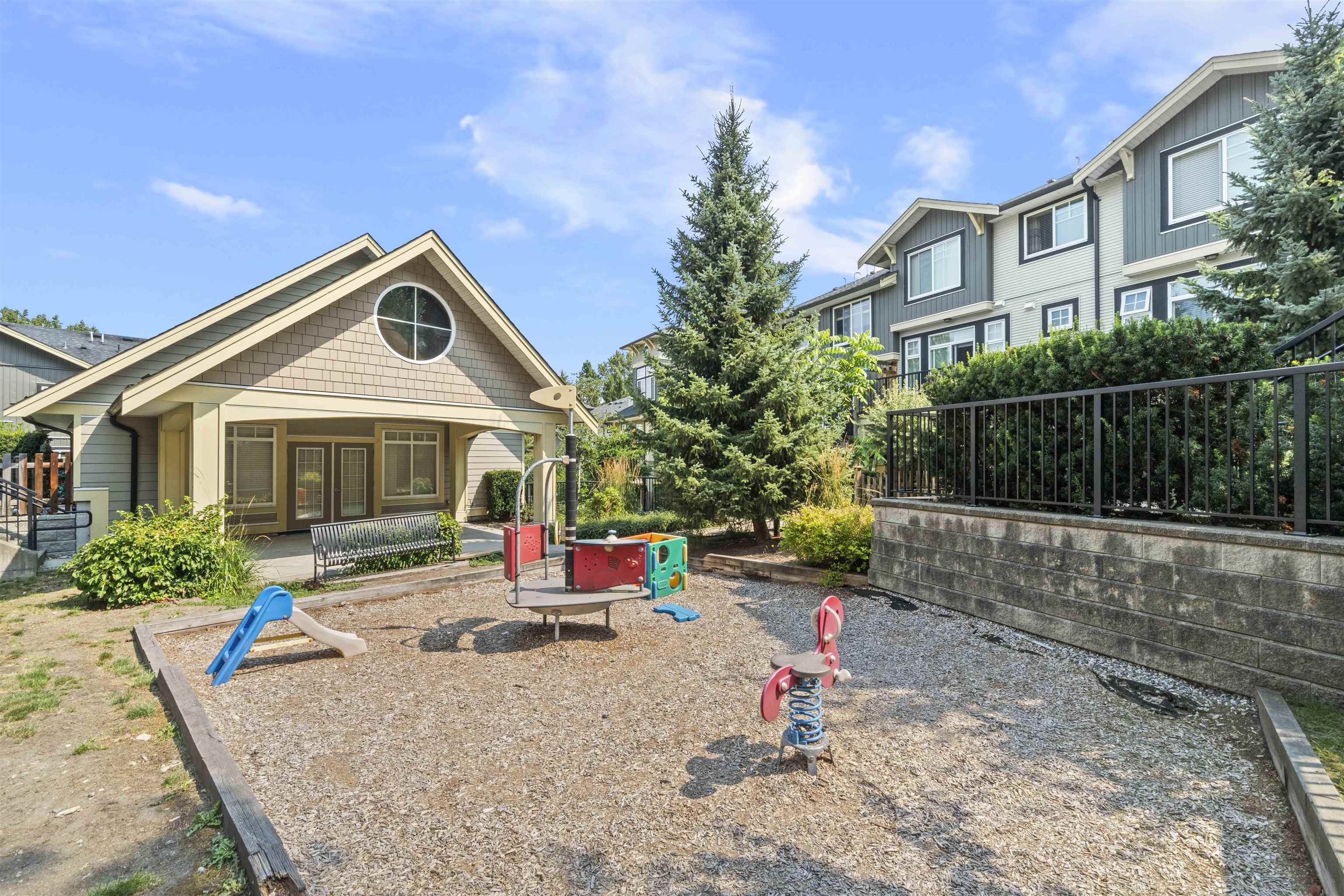23 13886 62 AVENUE Unit: 23