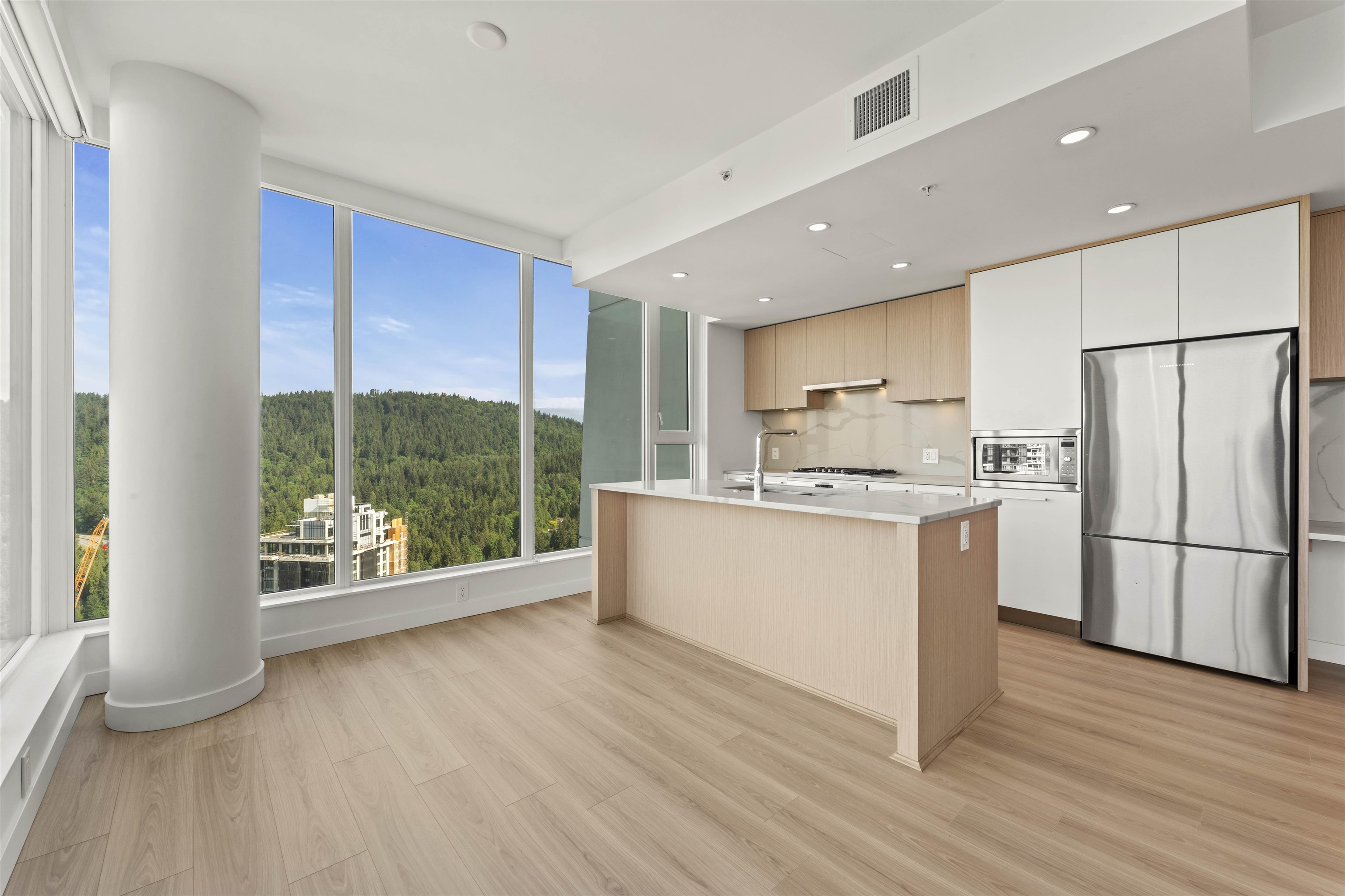 2901 567 CLARKE ROAD Unit: 2901