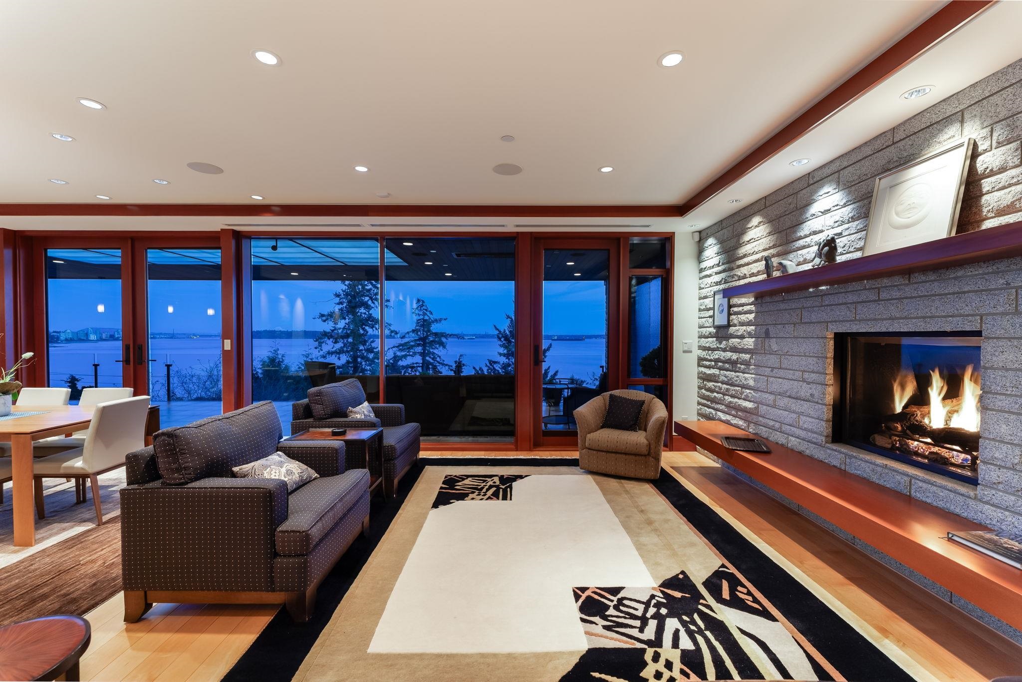 3673 SUNSET LANE