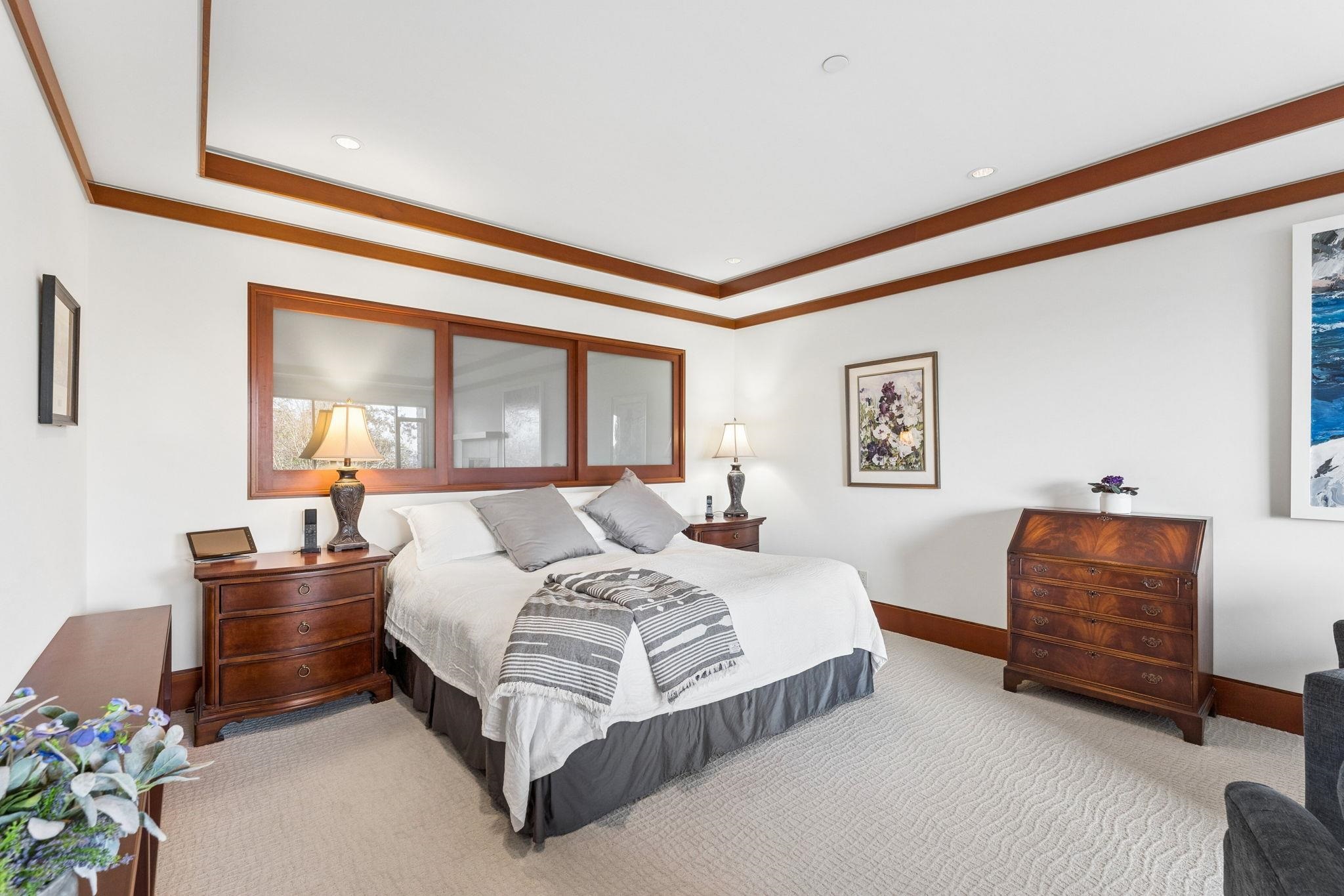 3673 SUNSET LANE