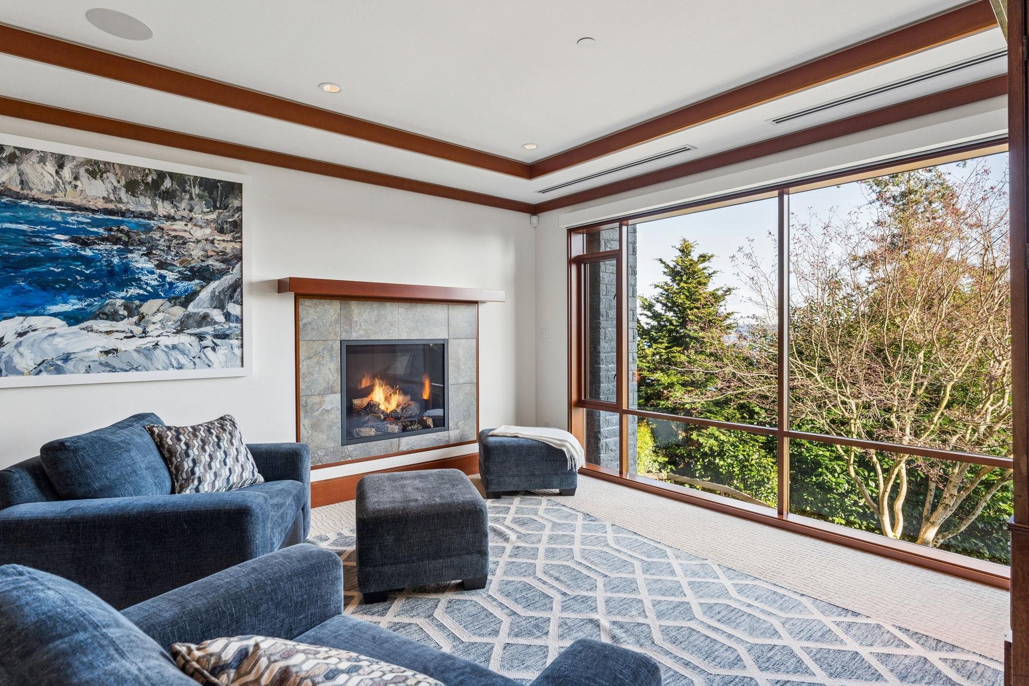 3673 SUNSET LANE