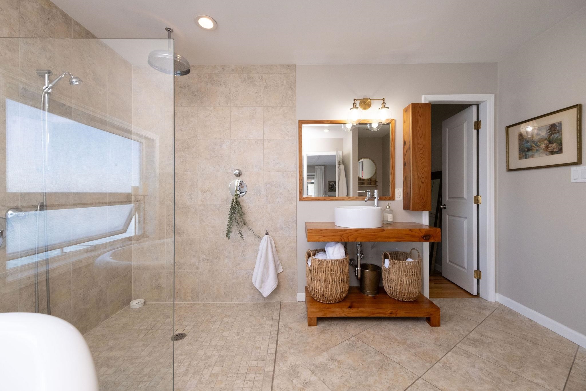 A27 415 W ESPLANADE AVENUE Unit: A27