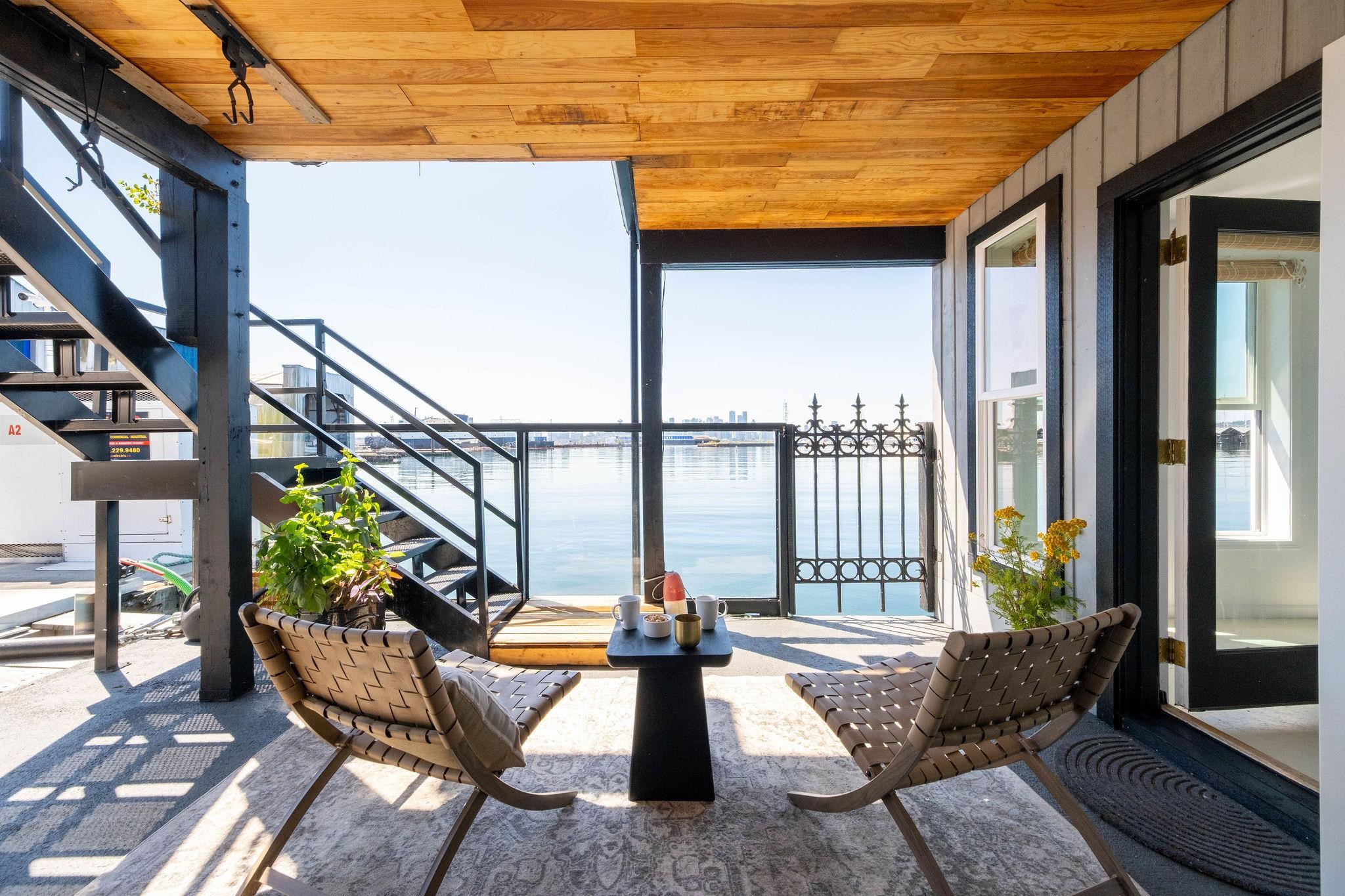 A27 415 W ESPLANADE AVENUE Unit: A27