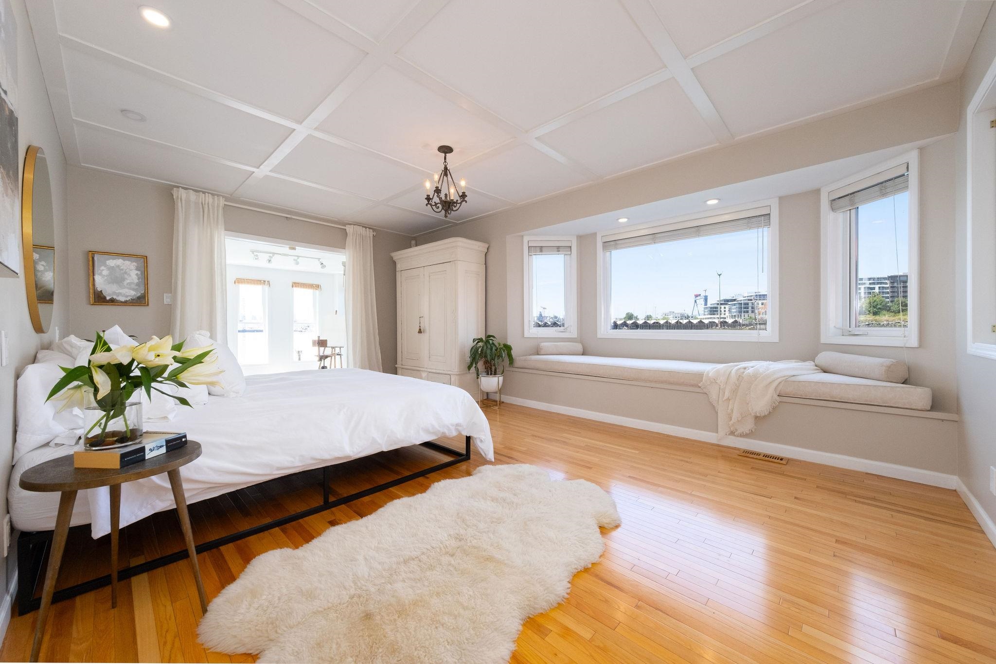 A27 415 W ESPLANADE AVENUE Unit: A27