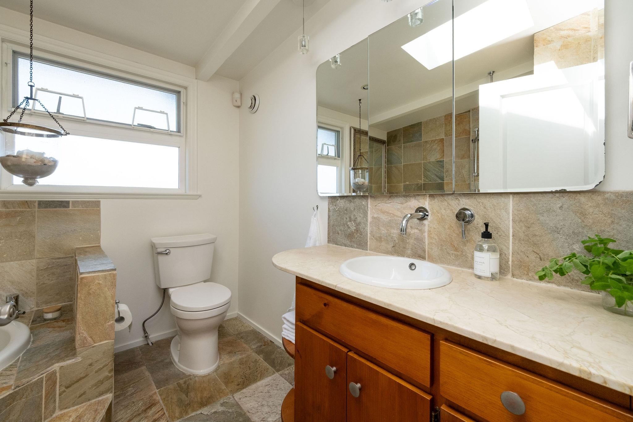 A27 415 W ESPLANADE AVENUE Unit: A27