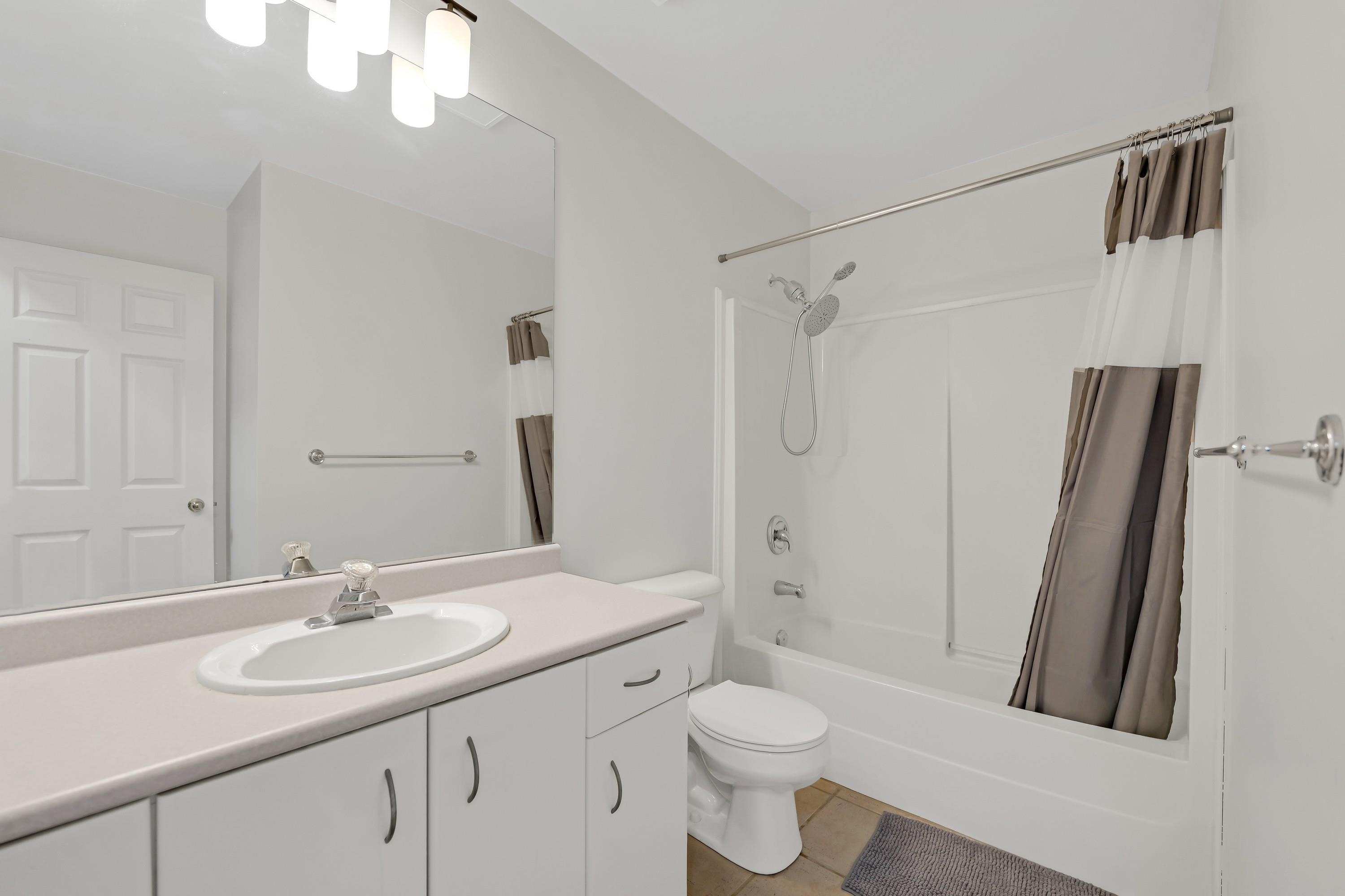 21 1400 PARK STREET Unit: 21