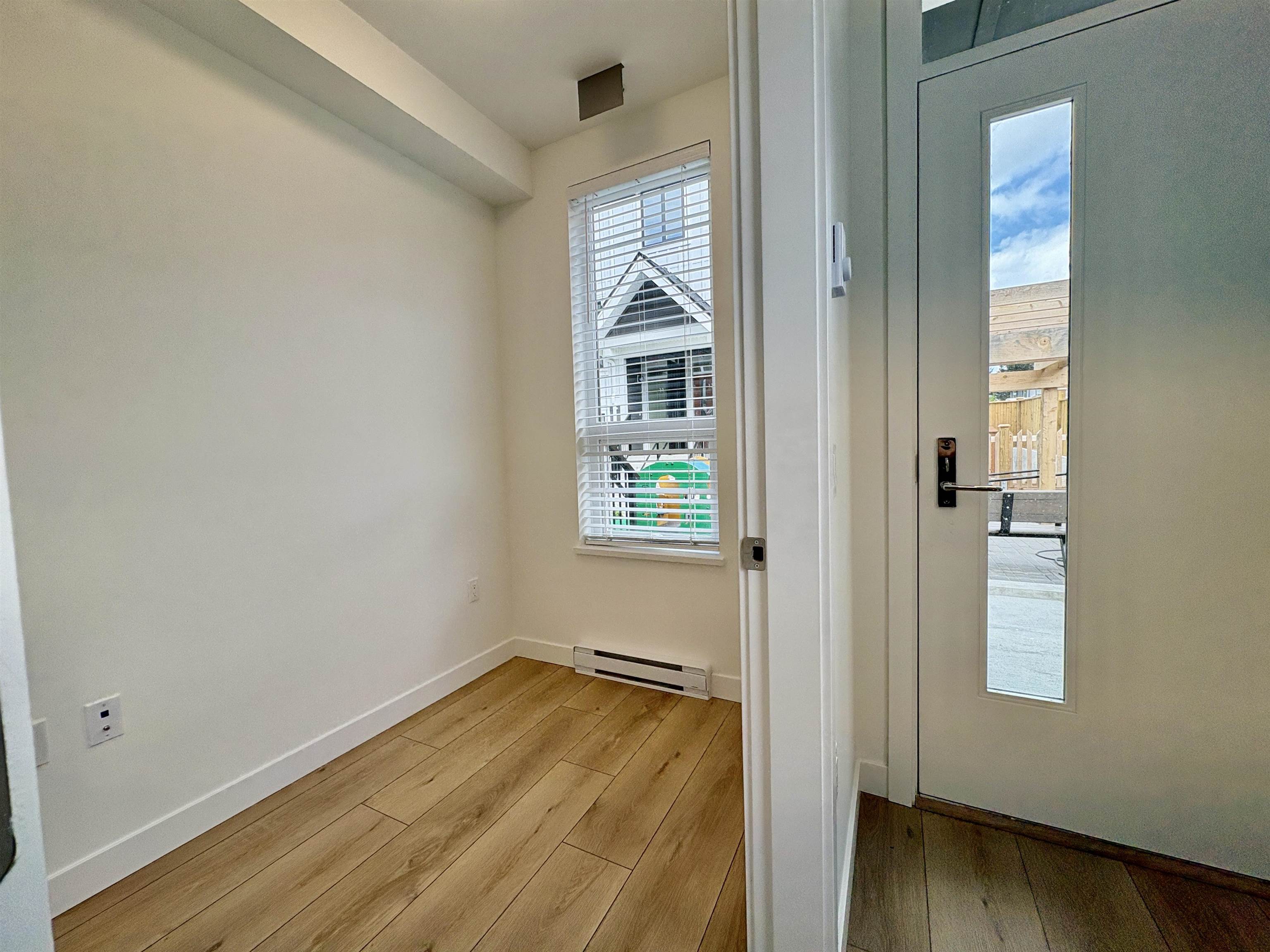 14 728 LEA AVENUE Unit: 14