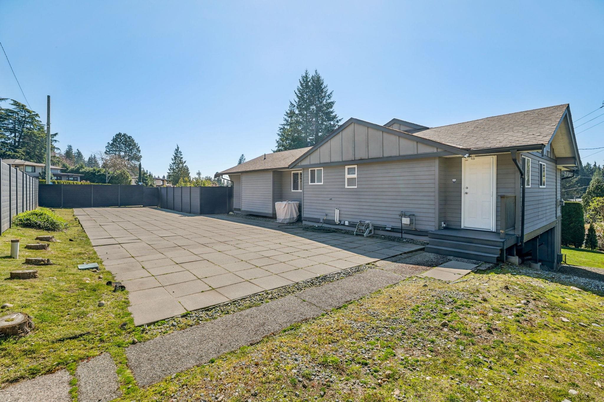 954 TUDOR AVENUE