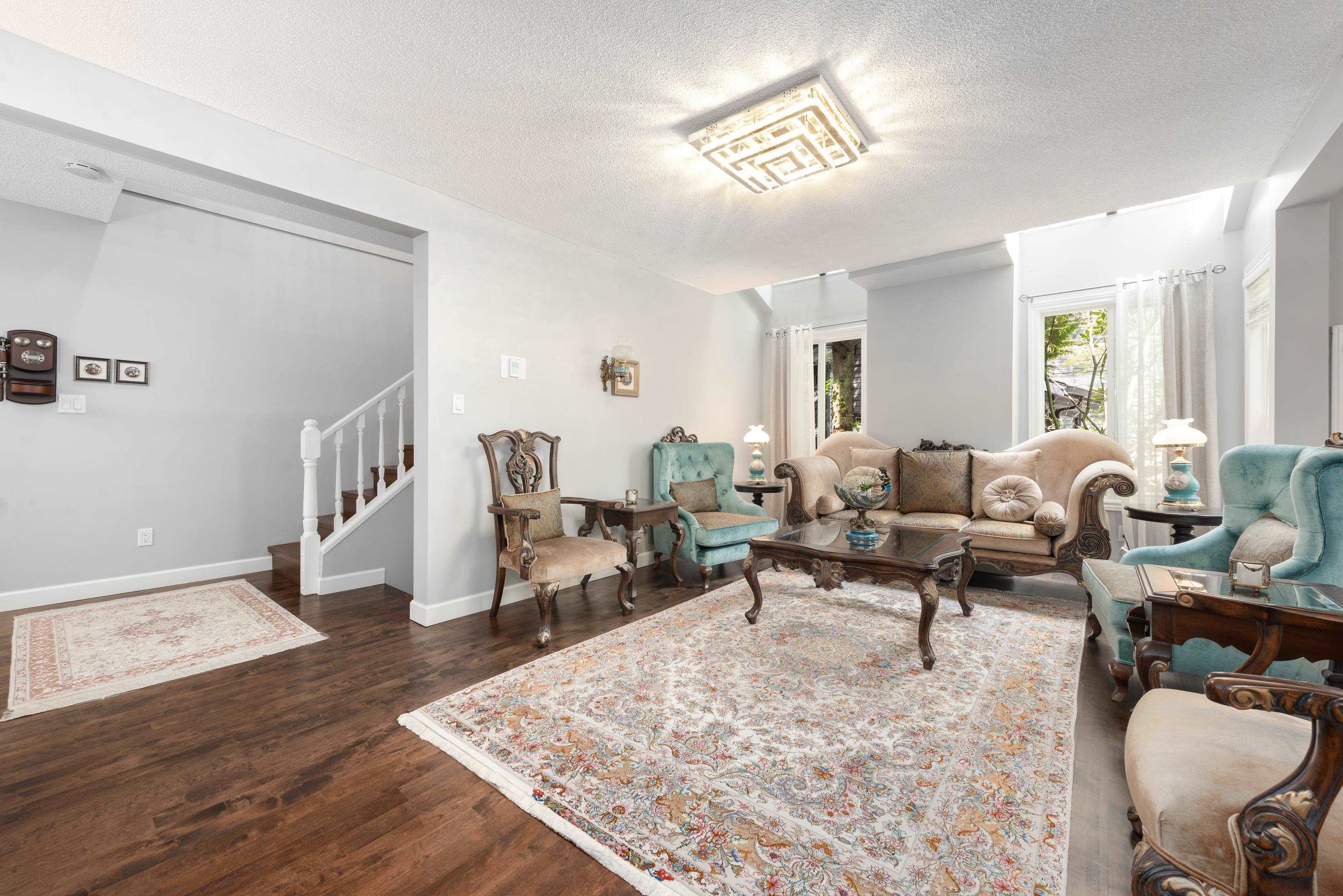 1991 CEDAR VILLAGE CRESCENT