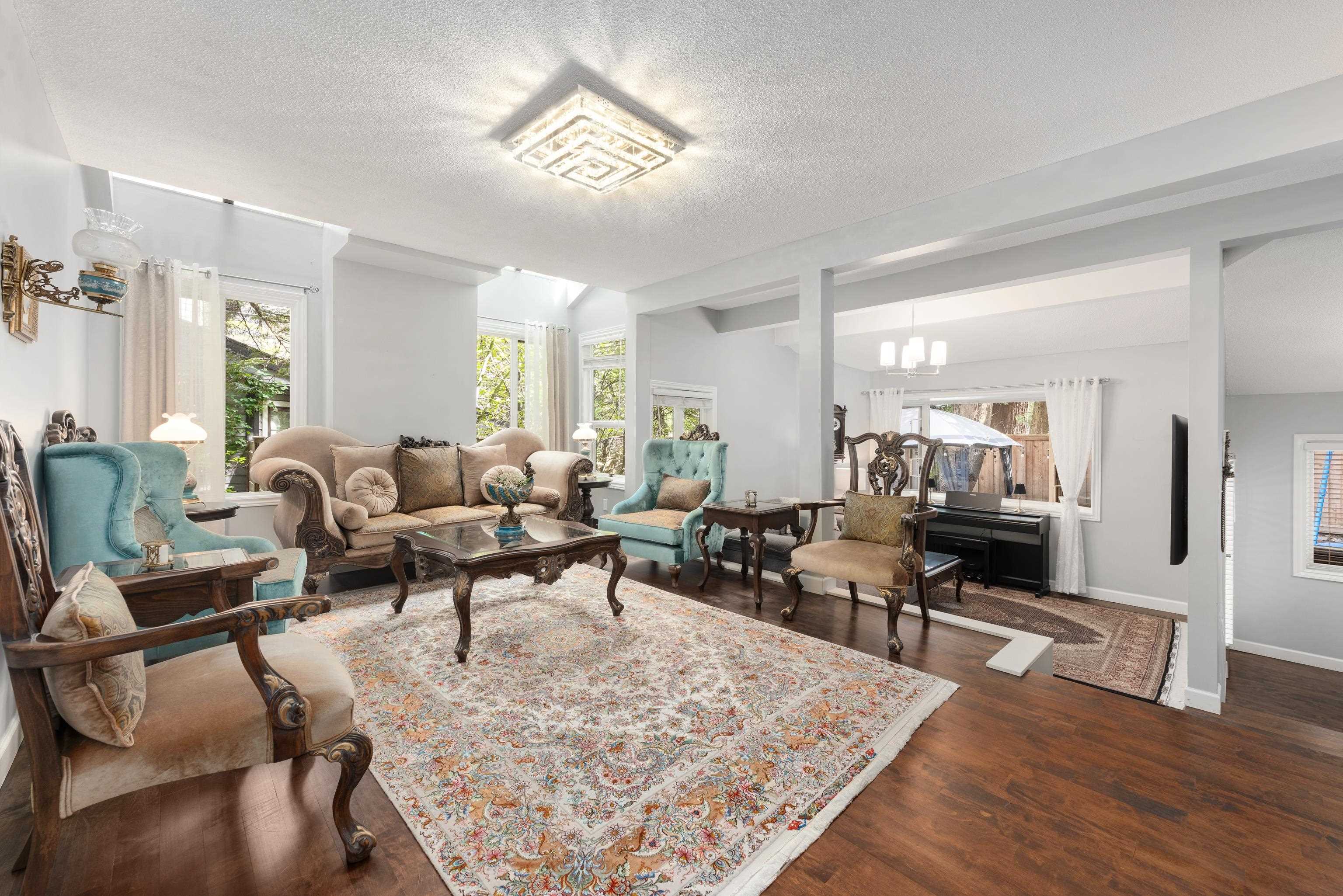 1991 CEDAR VILLAGE CRESCENT