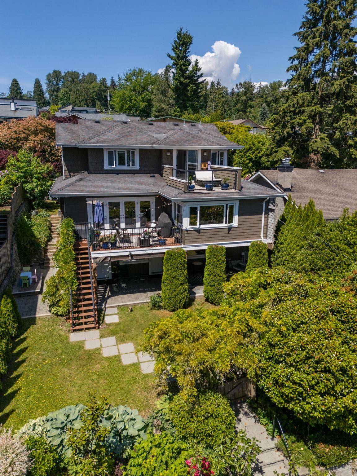 1225 ADDERLEY STREET