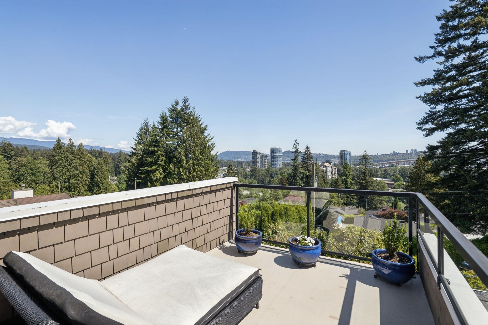 1225 ADDERLEY STREET