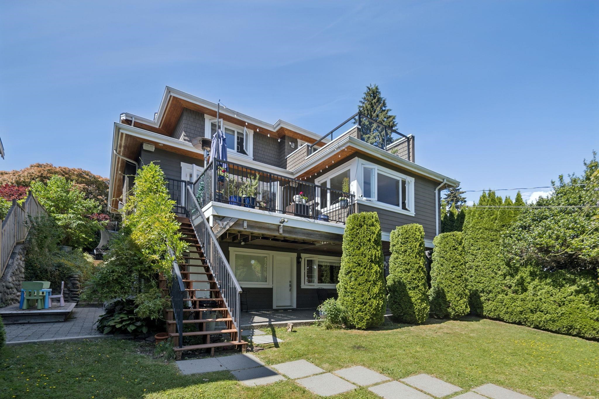 1225 ADDERLEY STREET