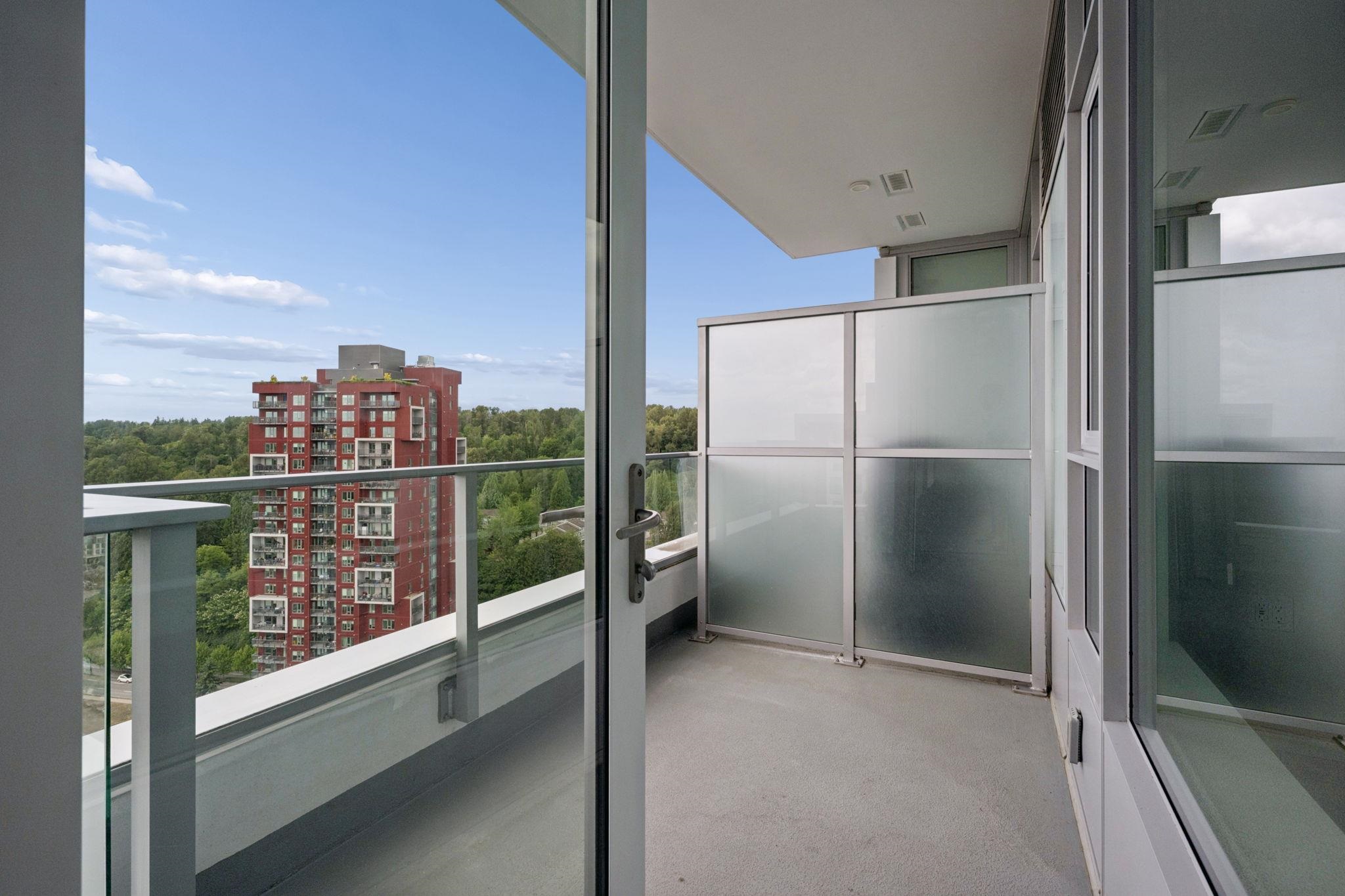 2304 3438 SAWMILL CRESCENT