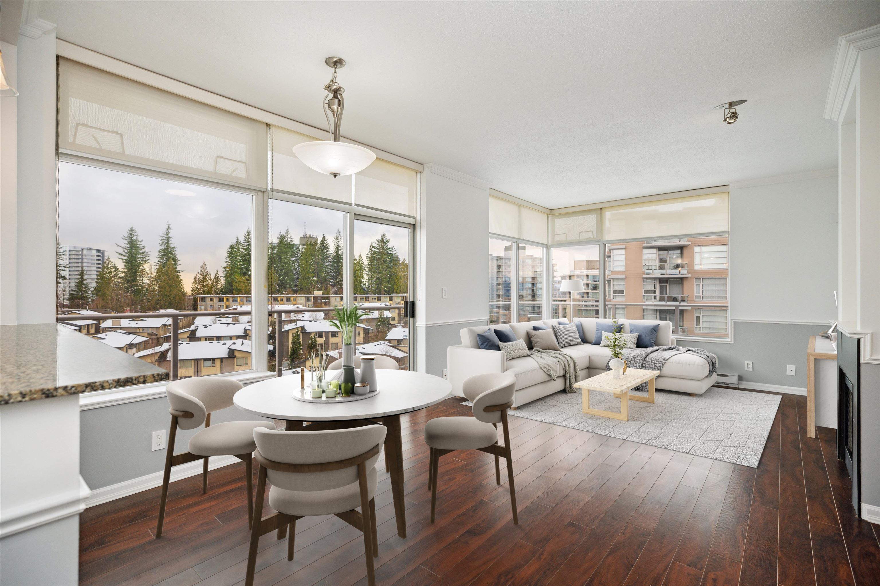 904 9288 UNIVERSITY CRESCENT