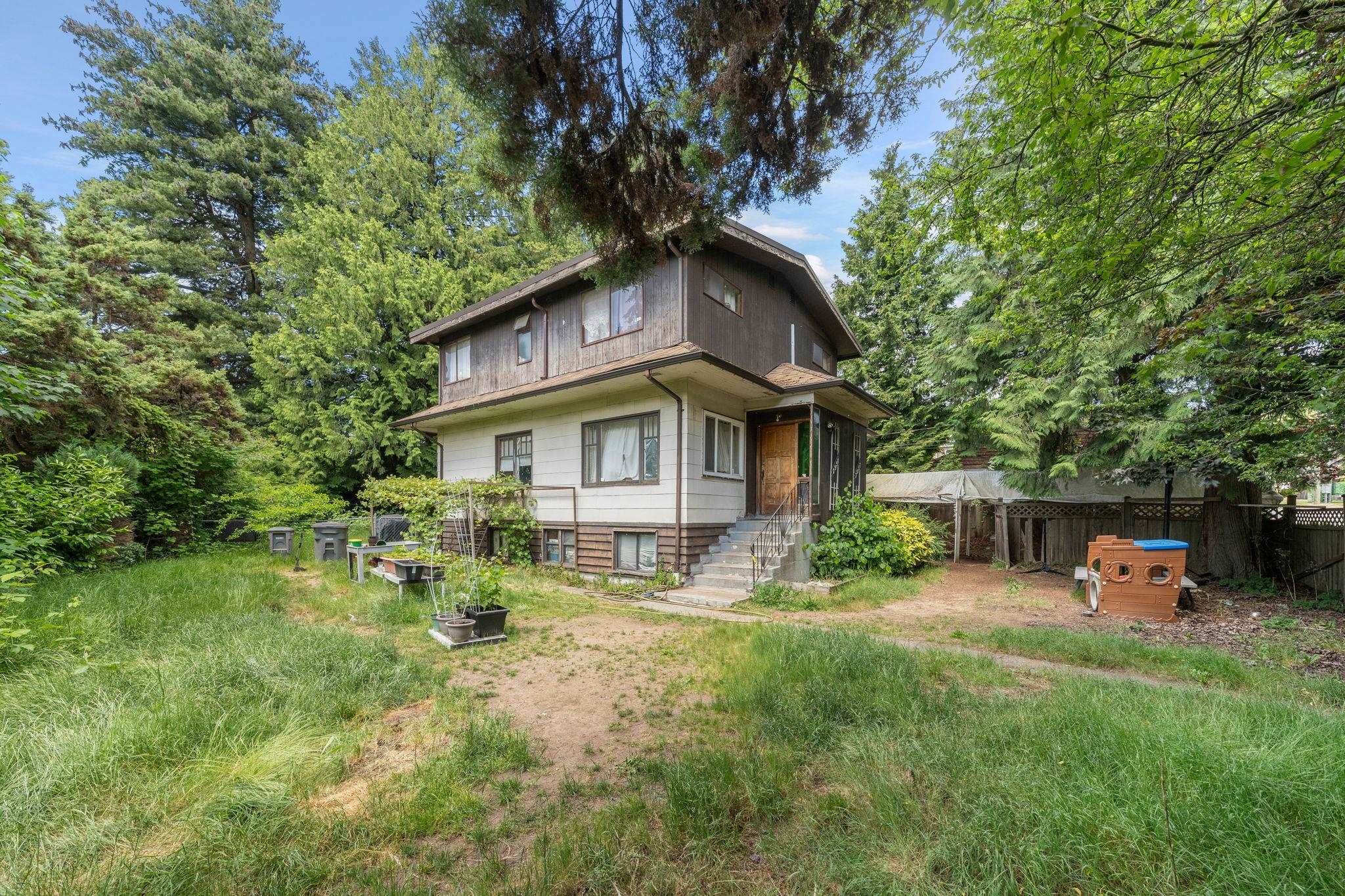 7957 COLUMBIA STREET