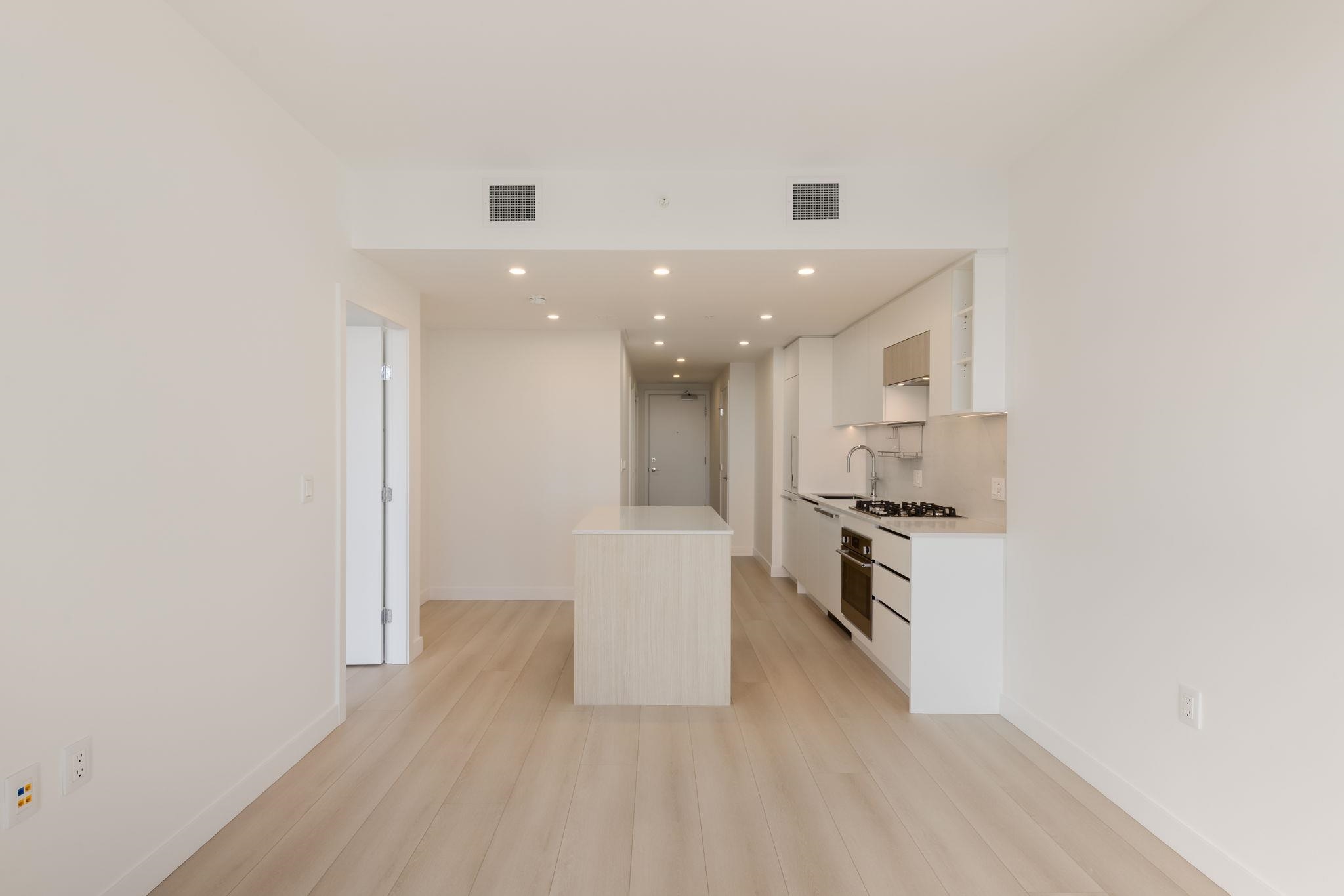 2702 13573 98A AVENUE