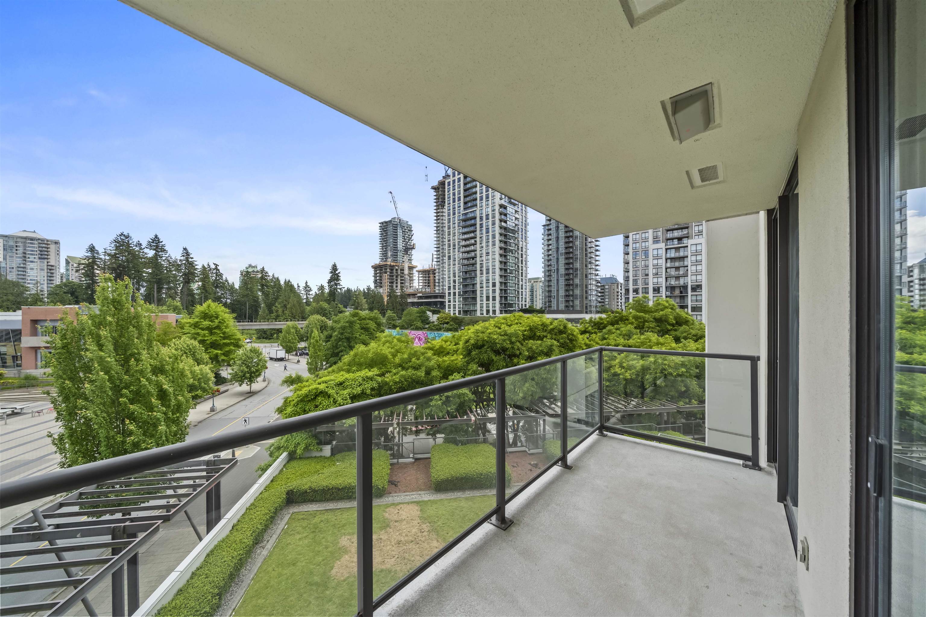608 2982 BURLINGTON DRIVE