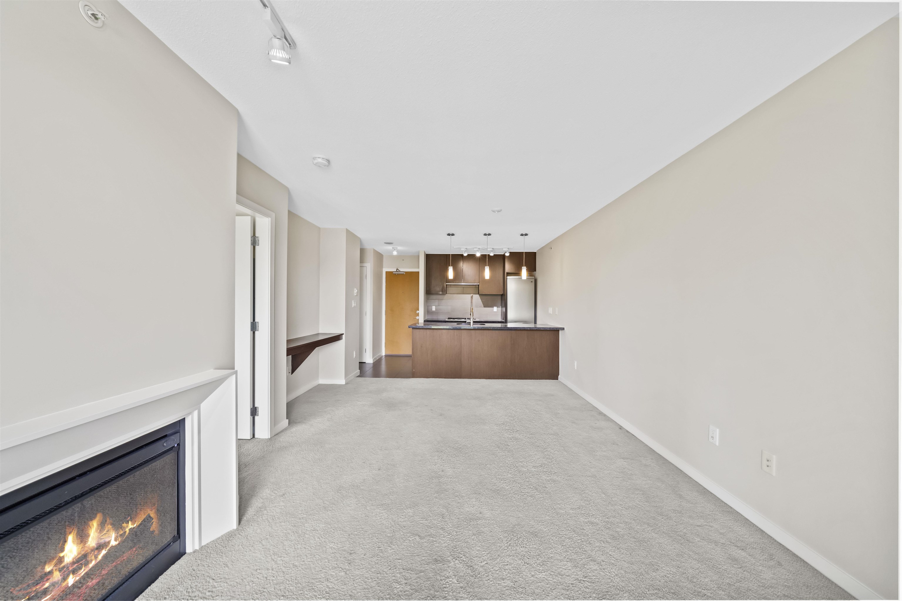 608 2982 BURLINGTON DRIVE