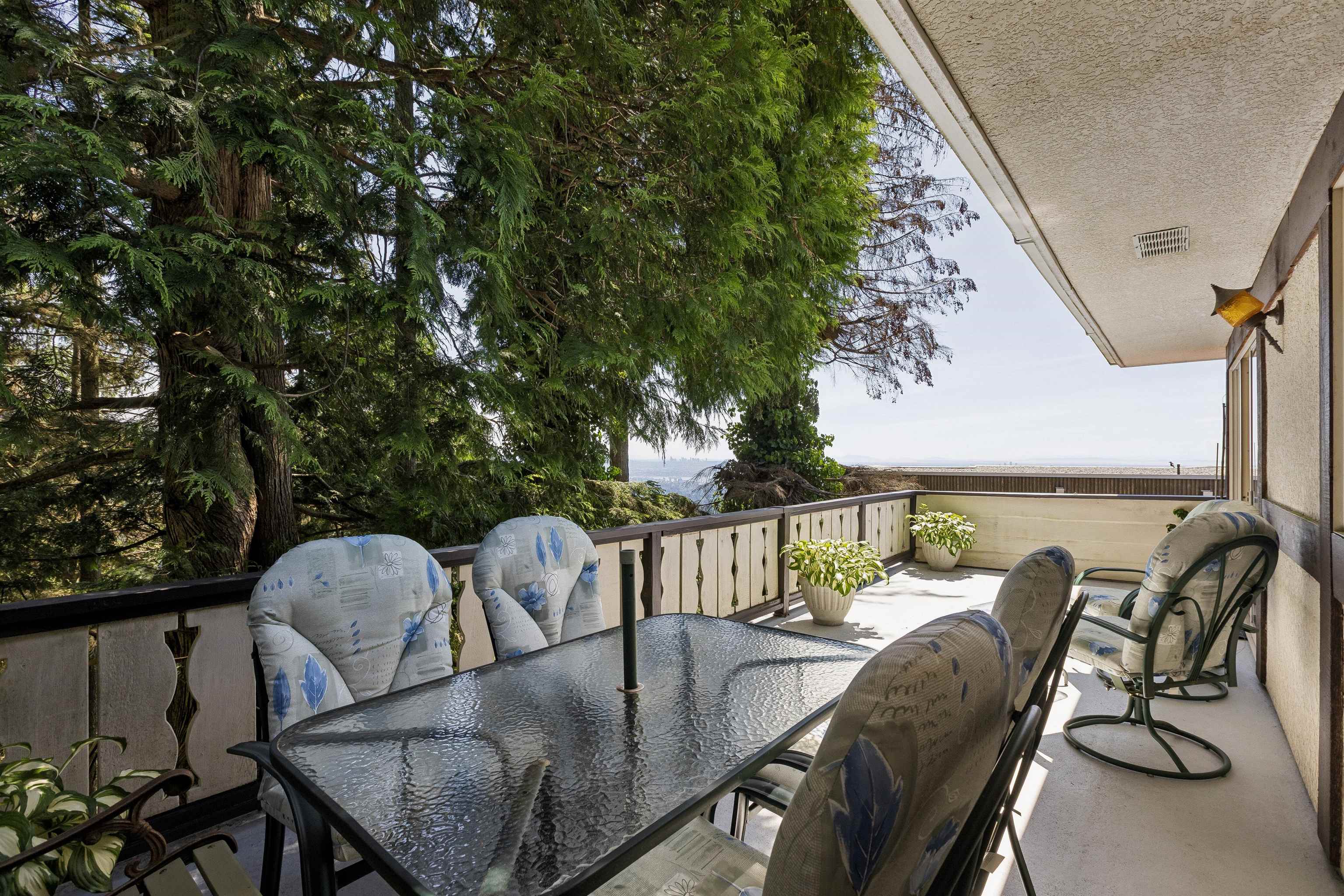 615 BALLANTREE ROAD
