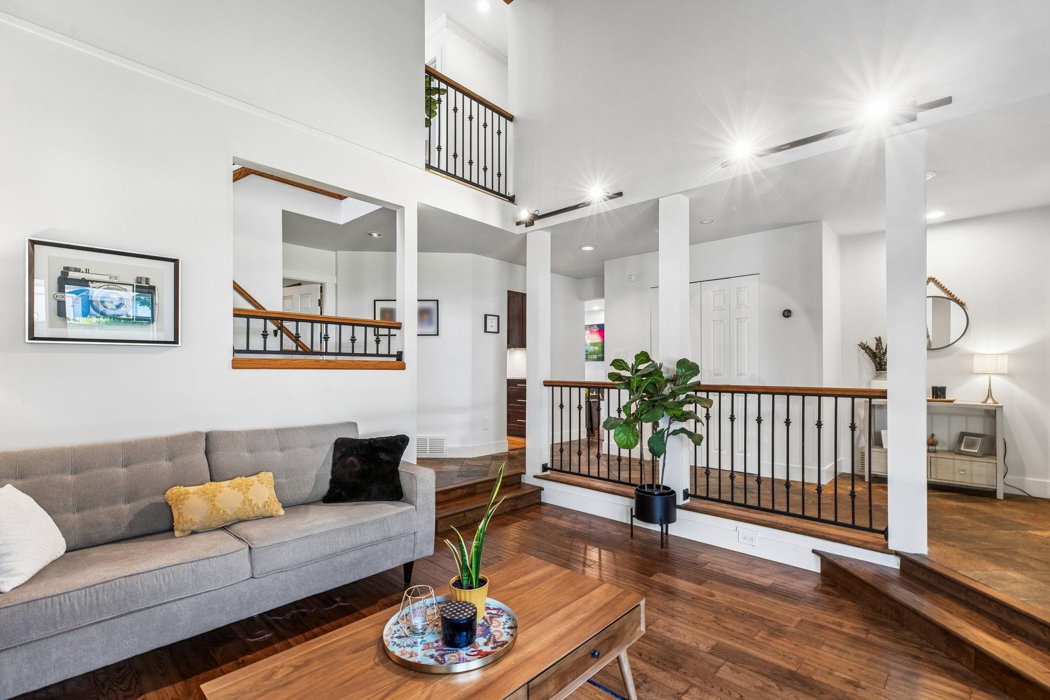 469 CARIBOO CRESCENT