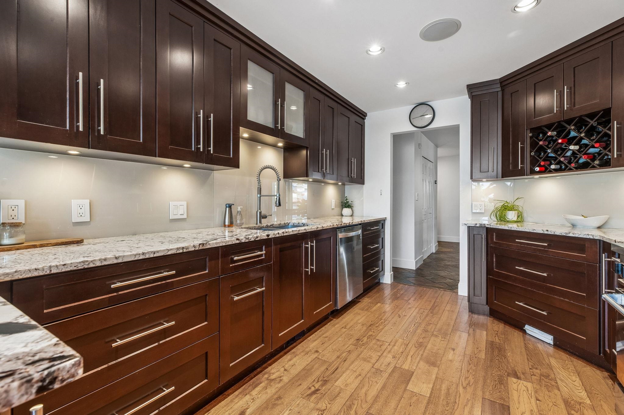 469 CARIBOO CRESCENT