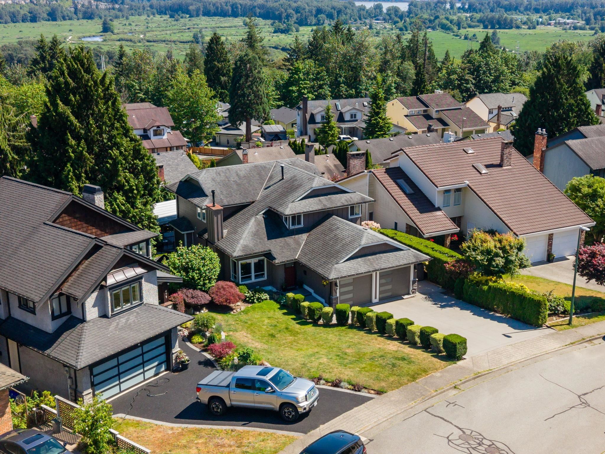 469 CARIBOO CRESCENT
