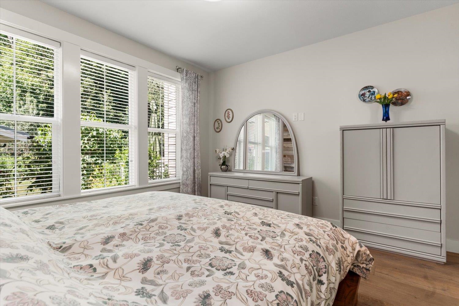 43275 OLD ORCHARD LANE