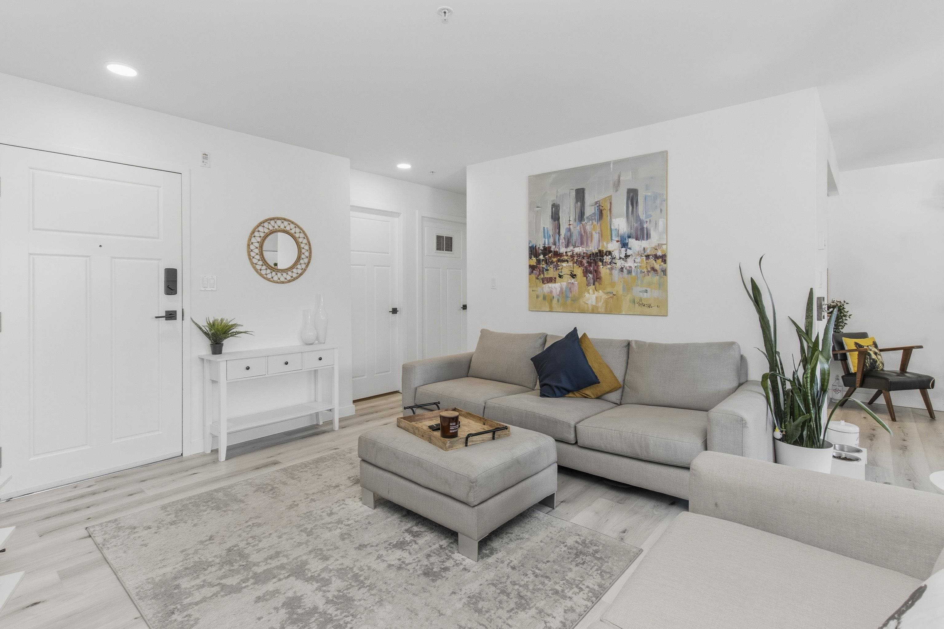 406 1212 MAIN STREET