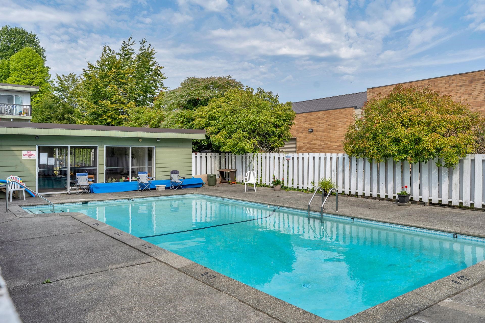 392C 8635 120 STREET