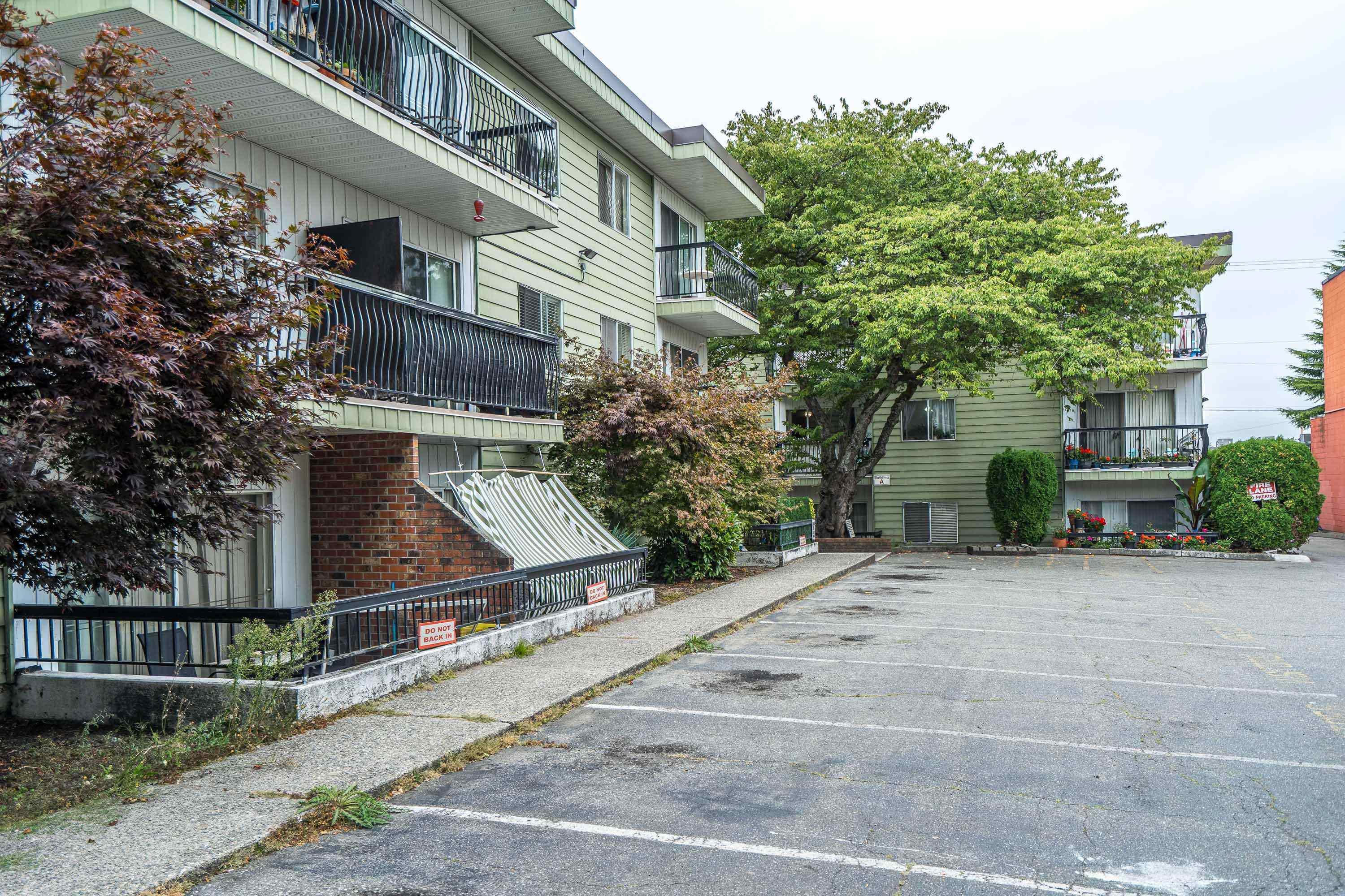 392C 8635 120 STREET