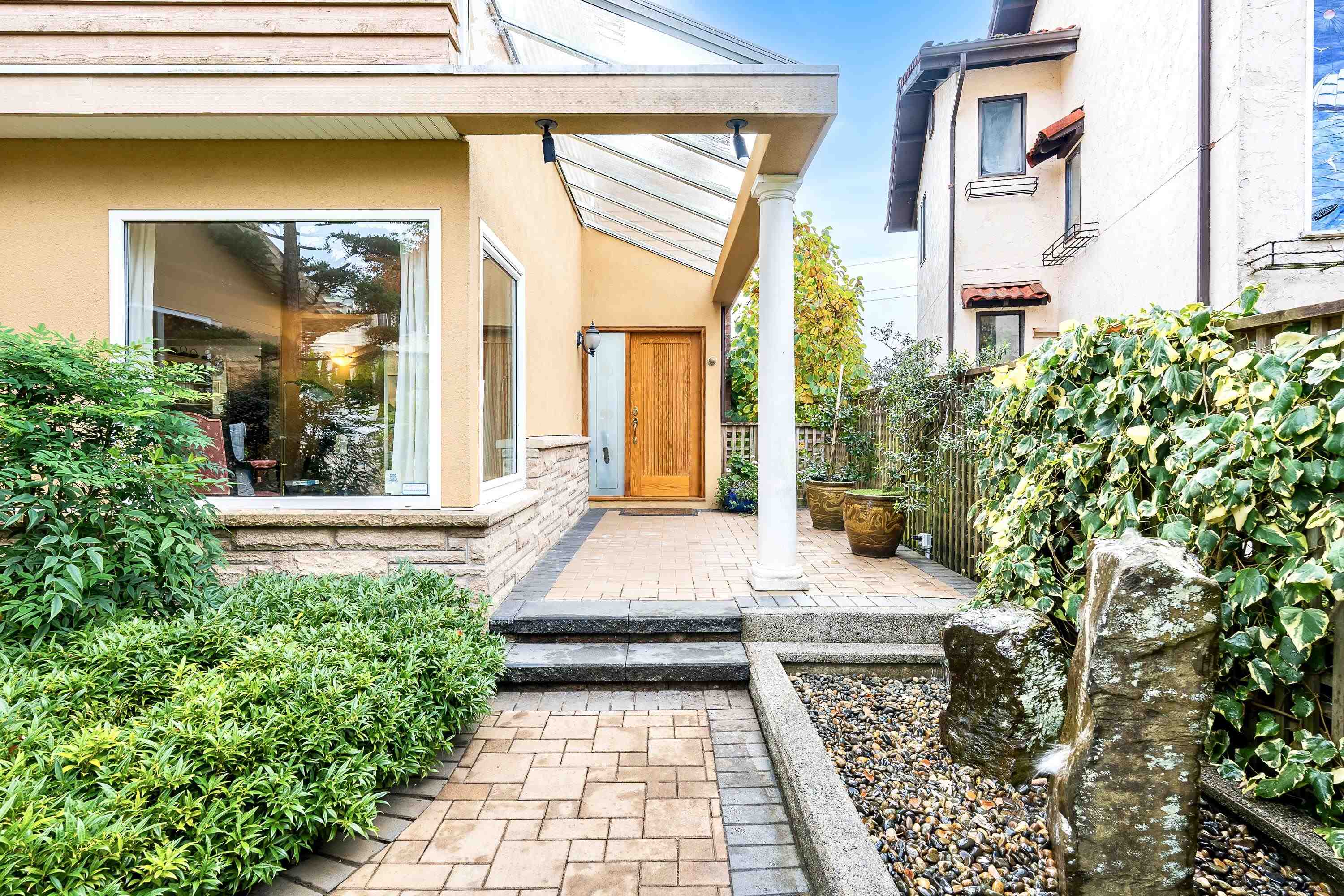 2328 BELLEVUE AVENUE