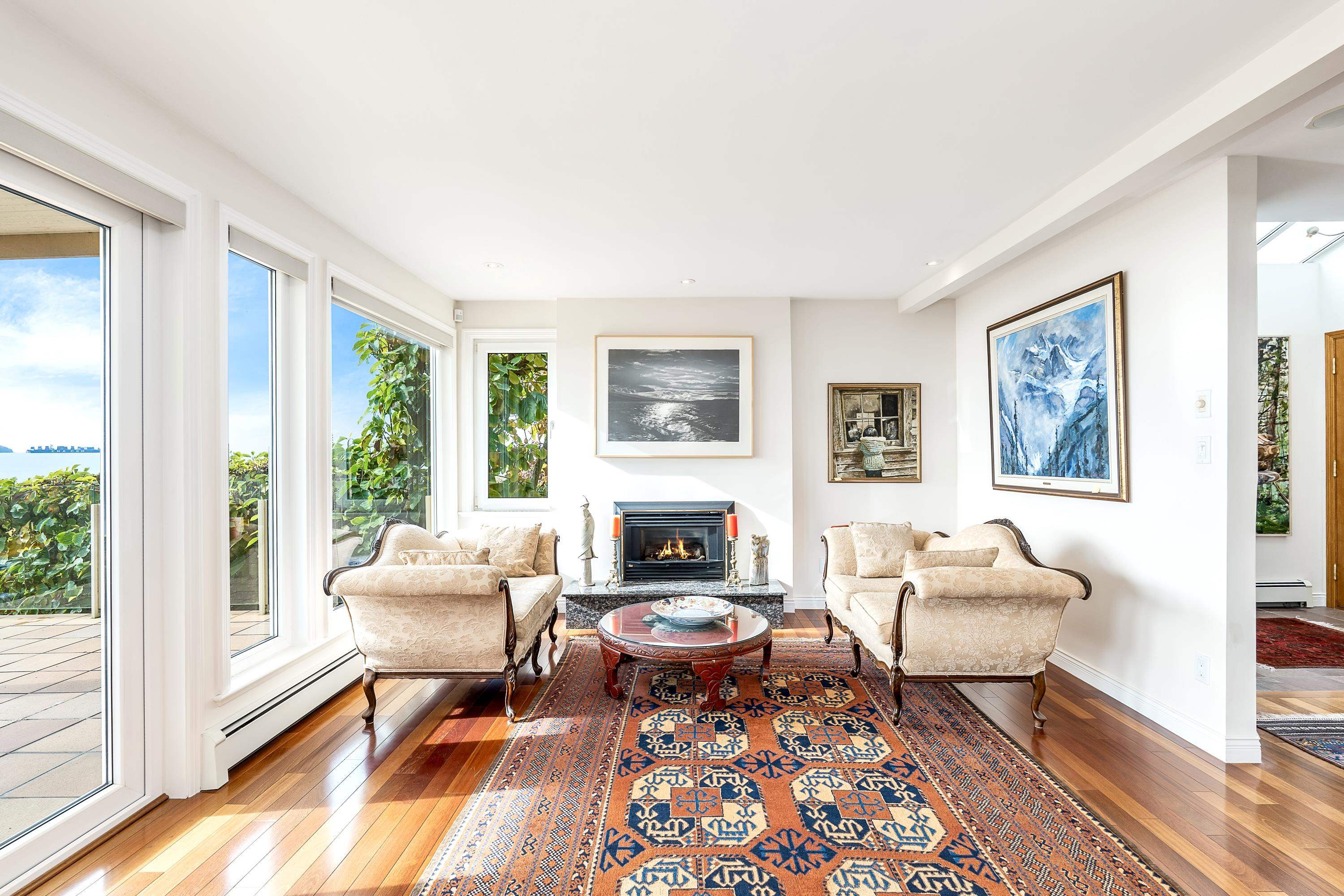 2328 BELLEVUE AVENUE