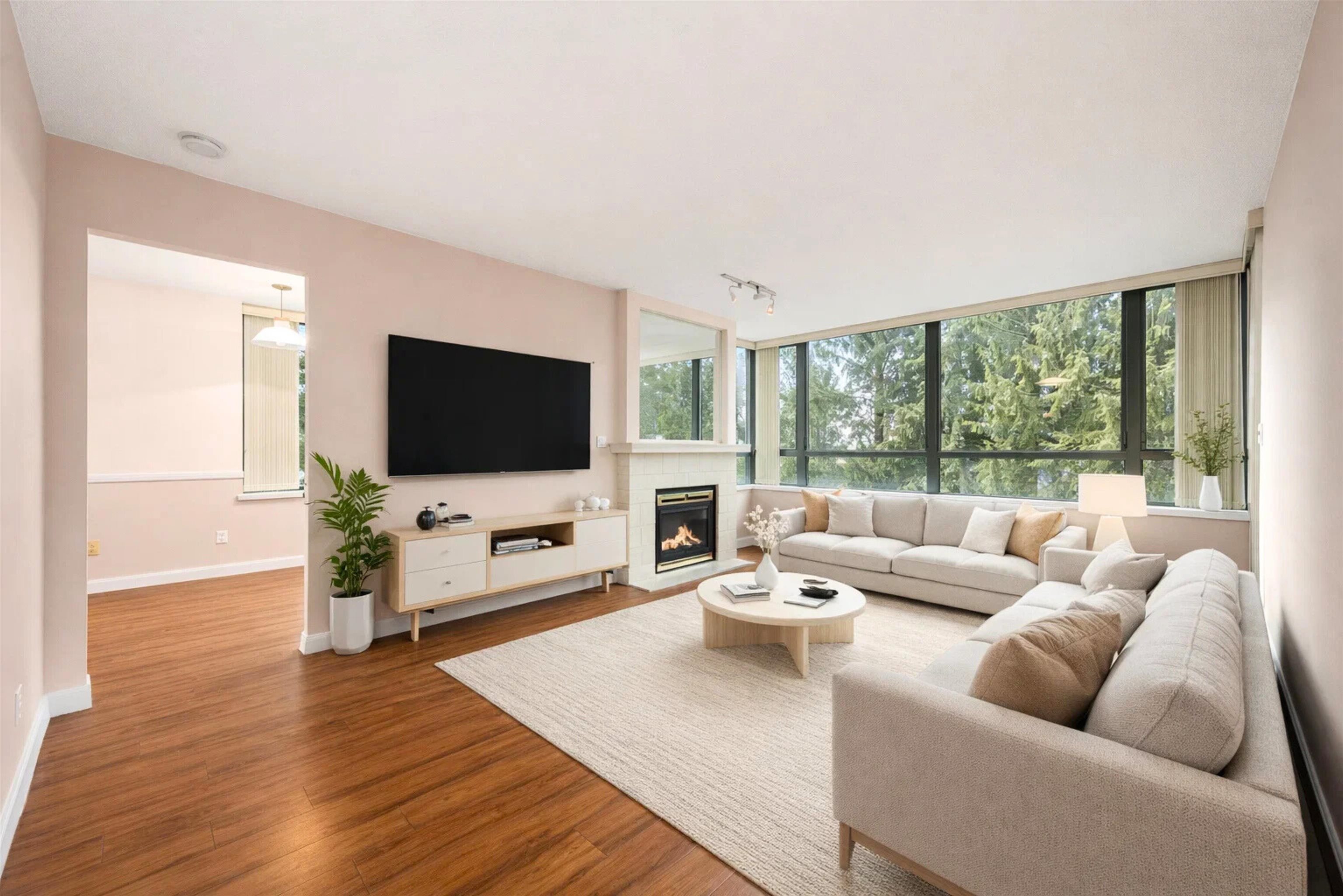 306 6622 SOUTHOAKS CRESCENT